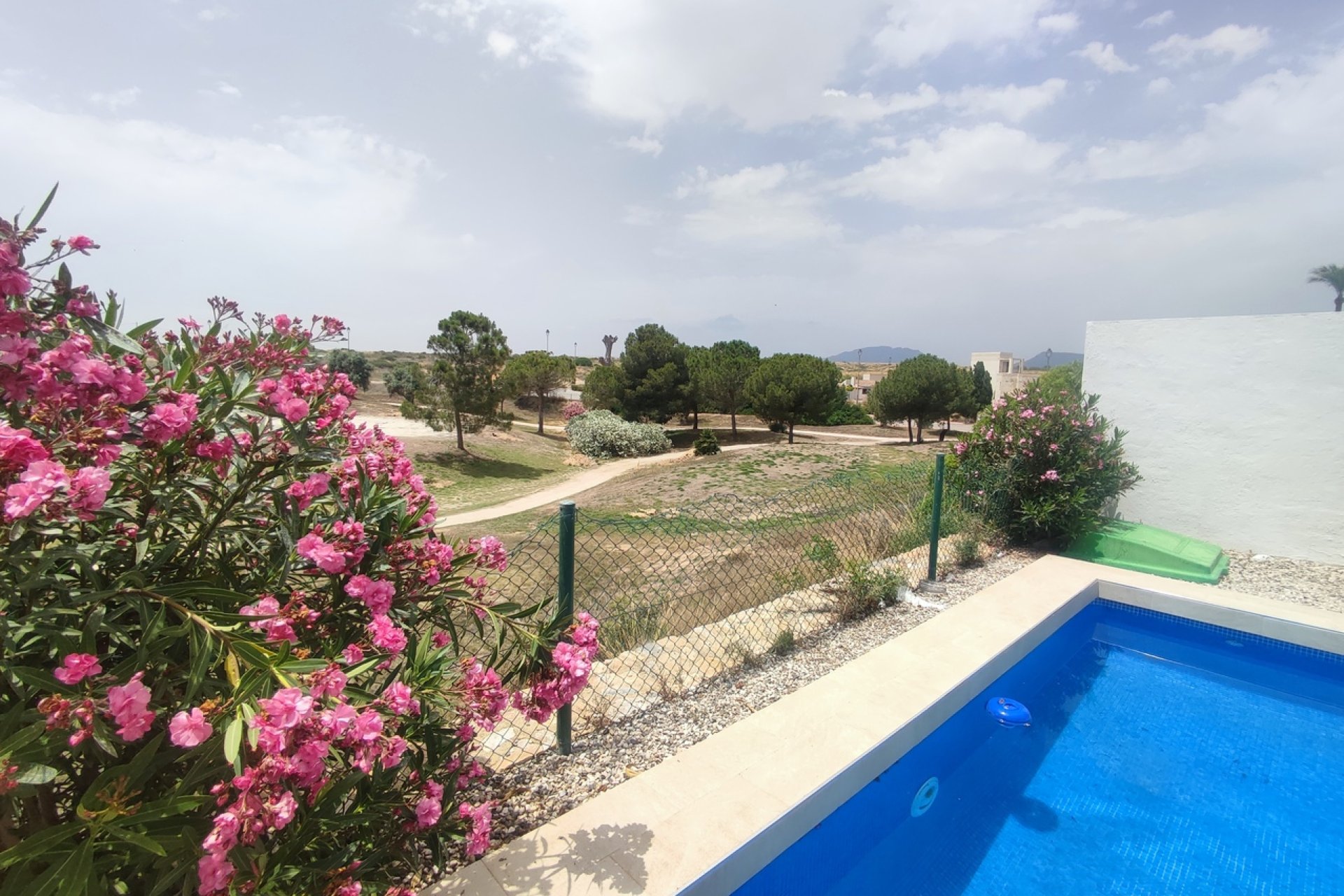 Segunda mano - Villa -
Peraleja Golf - Inland