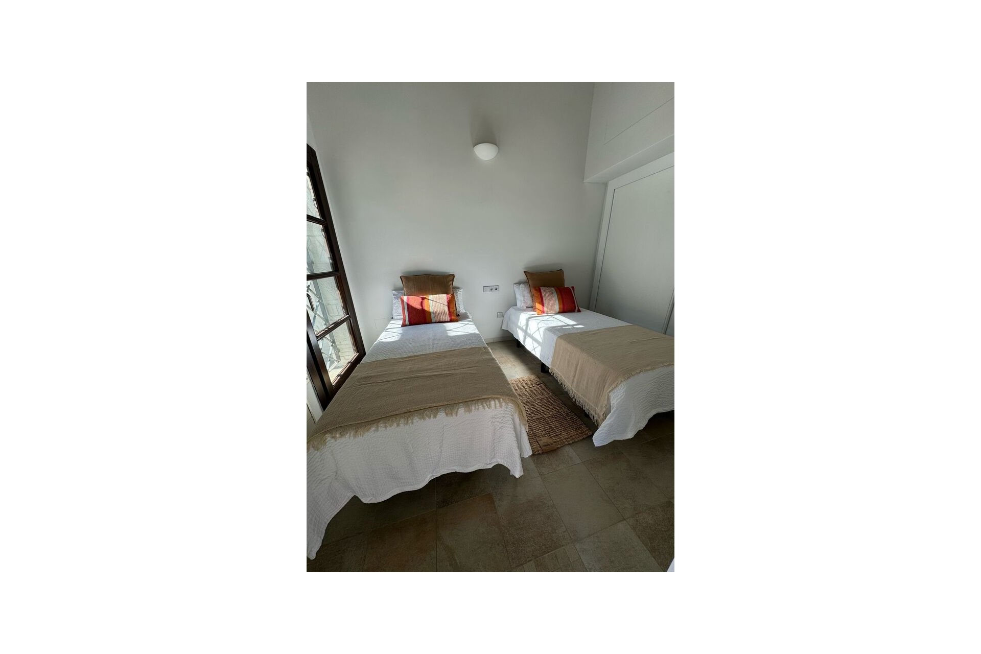 Segunda mano - Villa -
Peraleja Golf - Inland