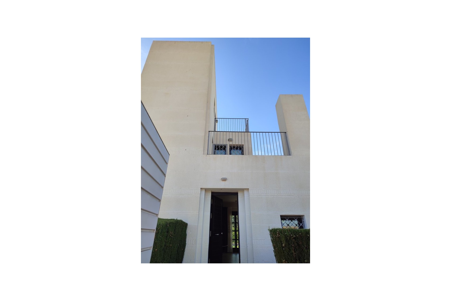 Segunda mano - Villa -
Peraleja Golf - Inland