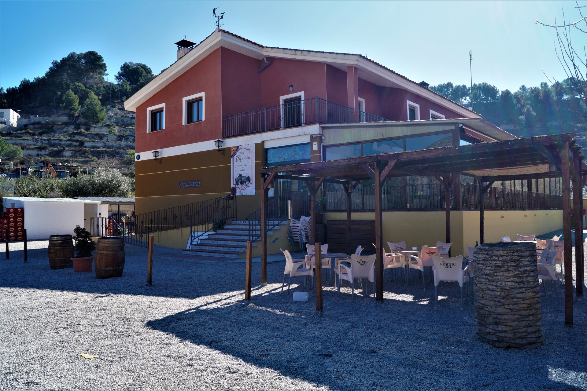 Segunda mano - Villa -
Petrer - Inland