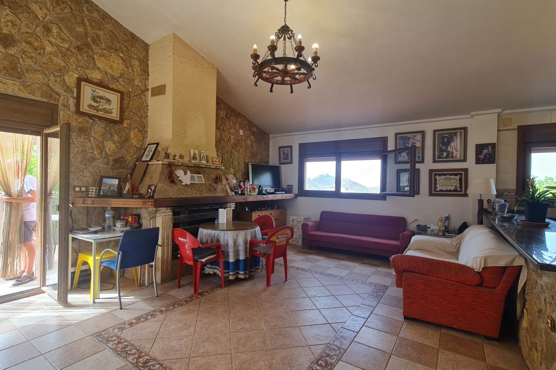 Segunda mano - Villa -
Petrer - Inland