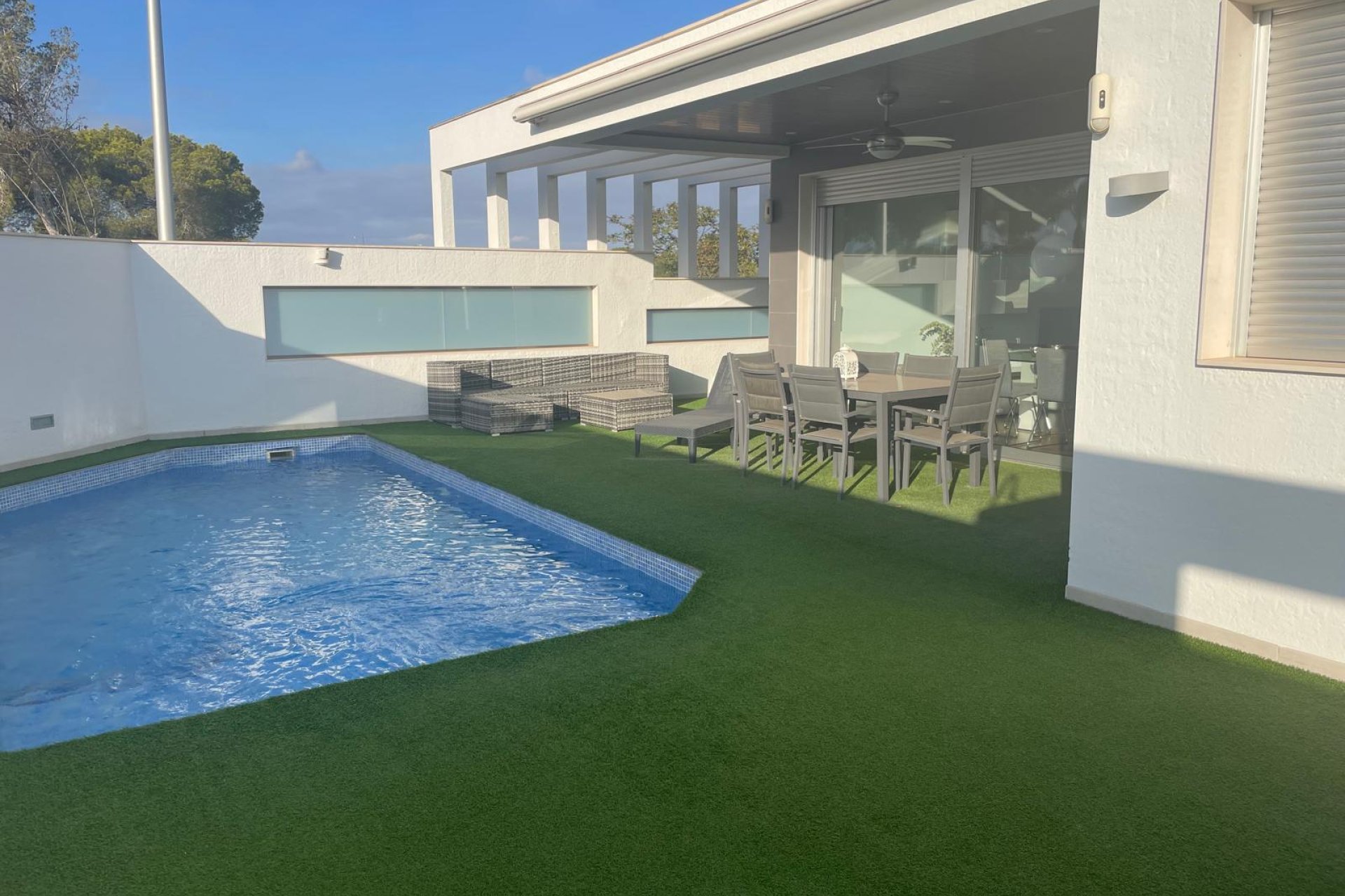 Segunda mano - Villa -
Pilar de la Horadada - Costa Blanca