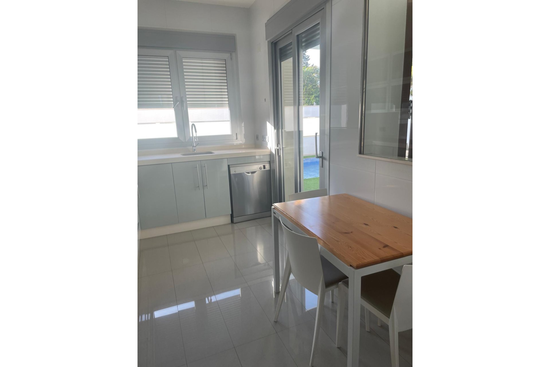 Segunda mano - Villa -
Pilar de la Horadada - Costa Blanca