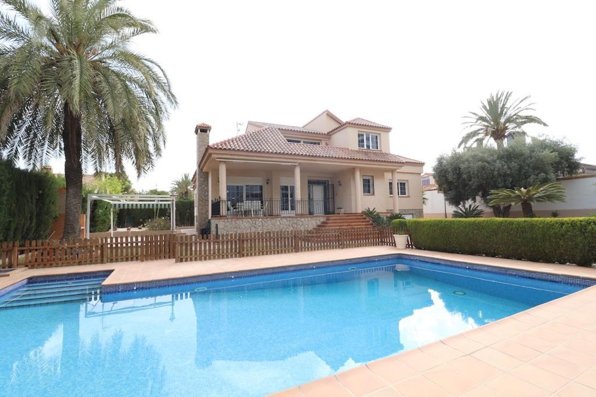 Segunda mano - Villa -
Pilar de la Horadada - Costa Blanca