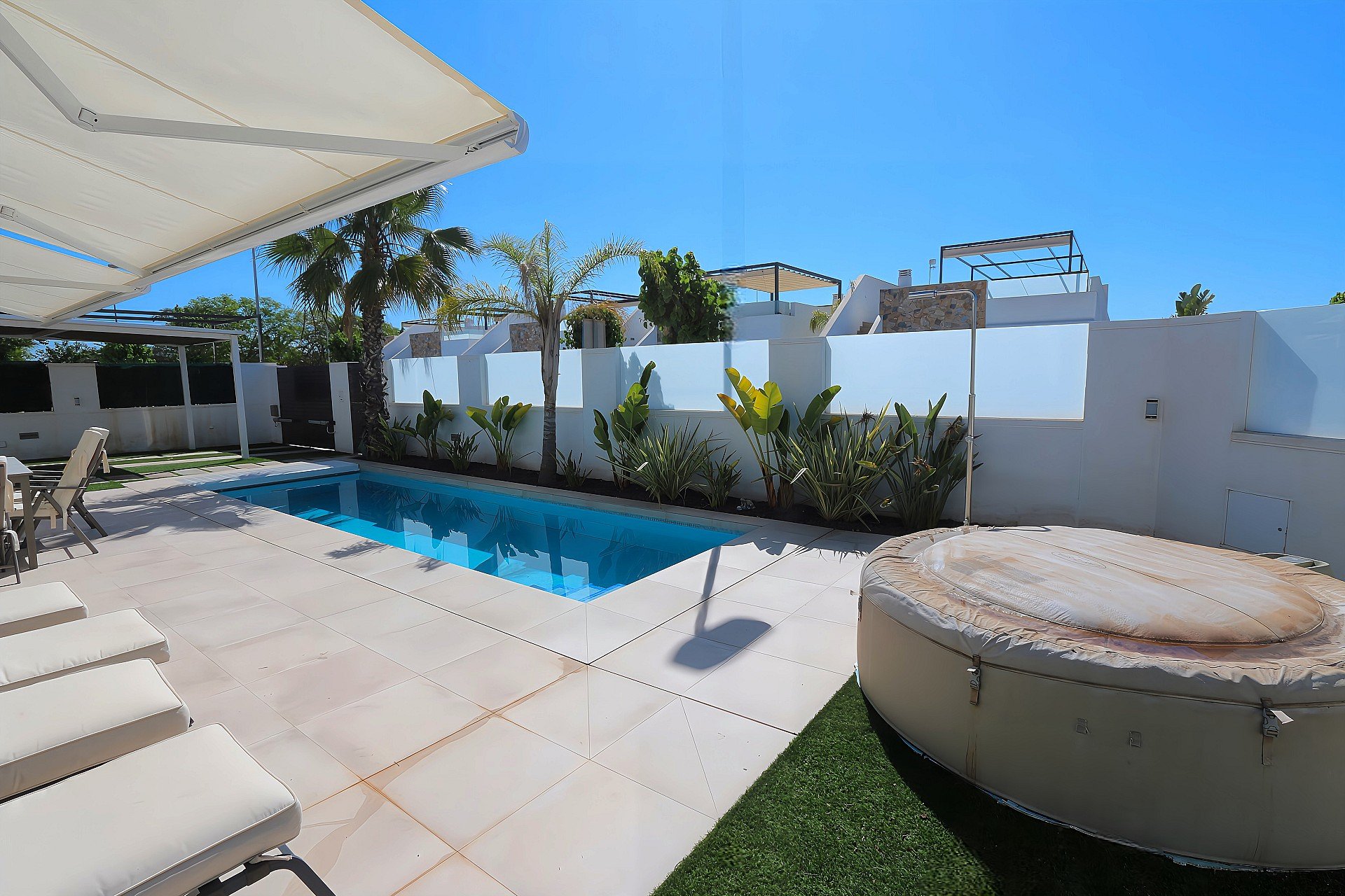 Segunda mano - Villa -
Pilar de la Horadada - Costa Blanca
