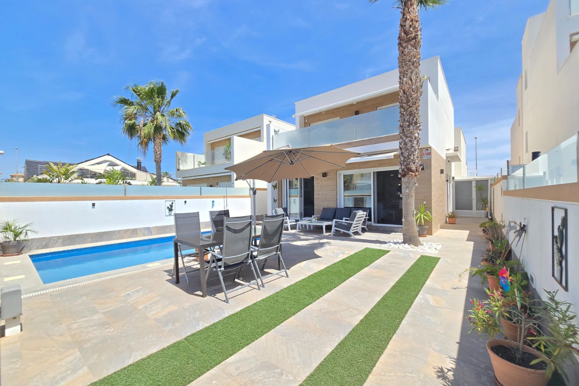 Segunda mano - Villa -
Pilar de la Horadada - Costa Blanca