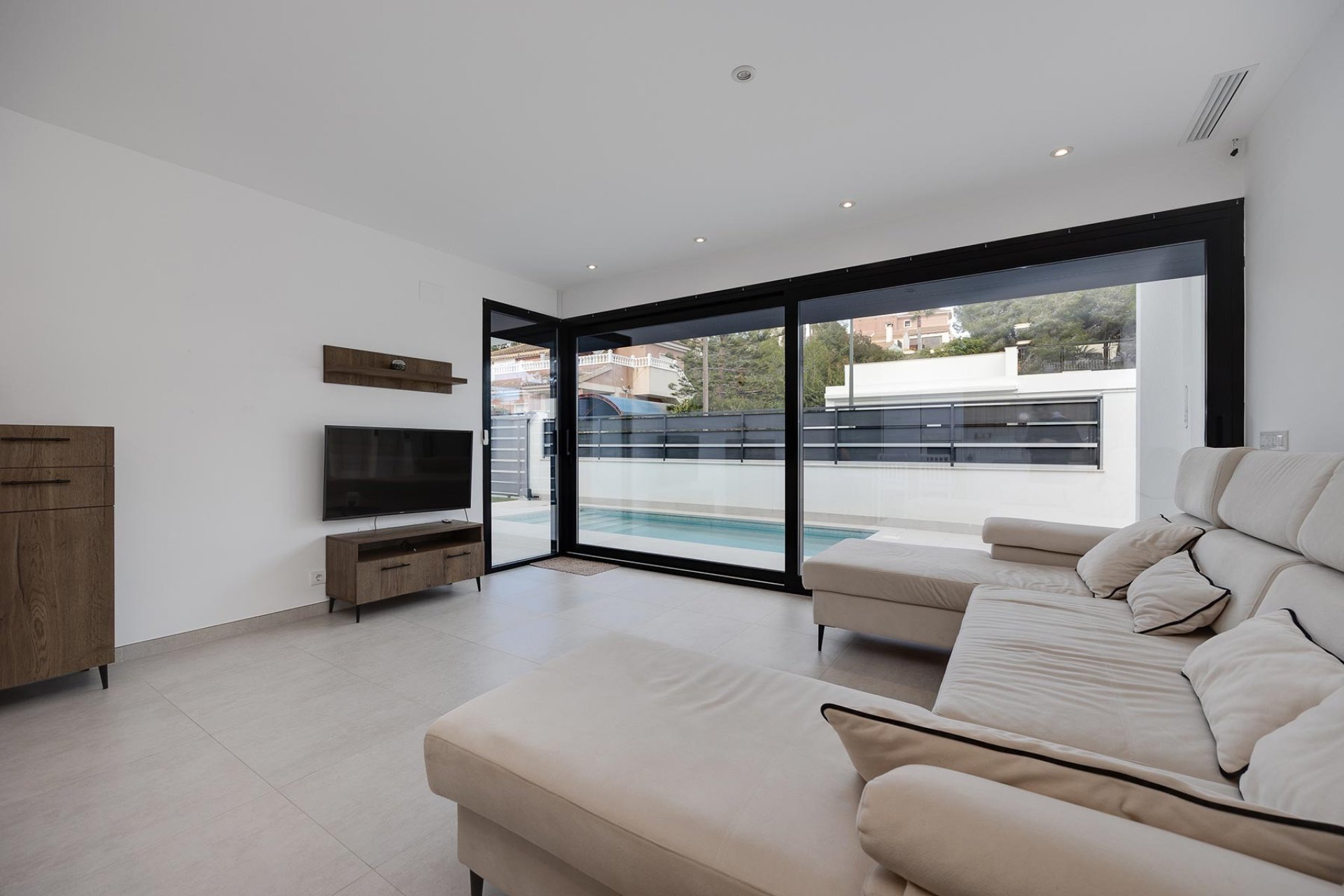 Segunda mano - Villa -
Pinar de Campoverde - Inland