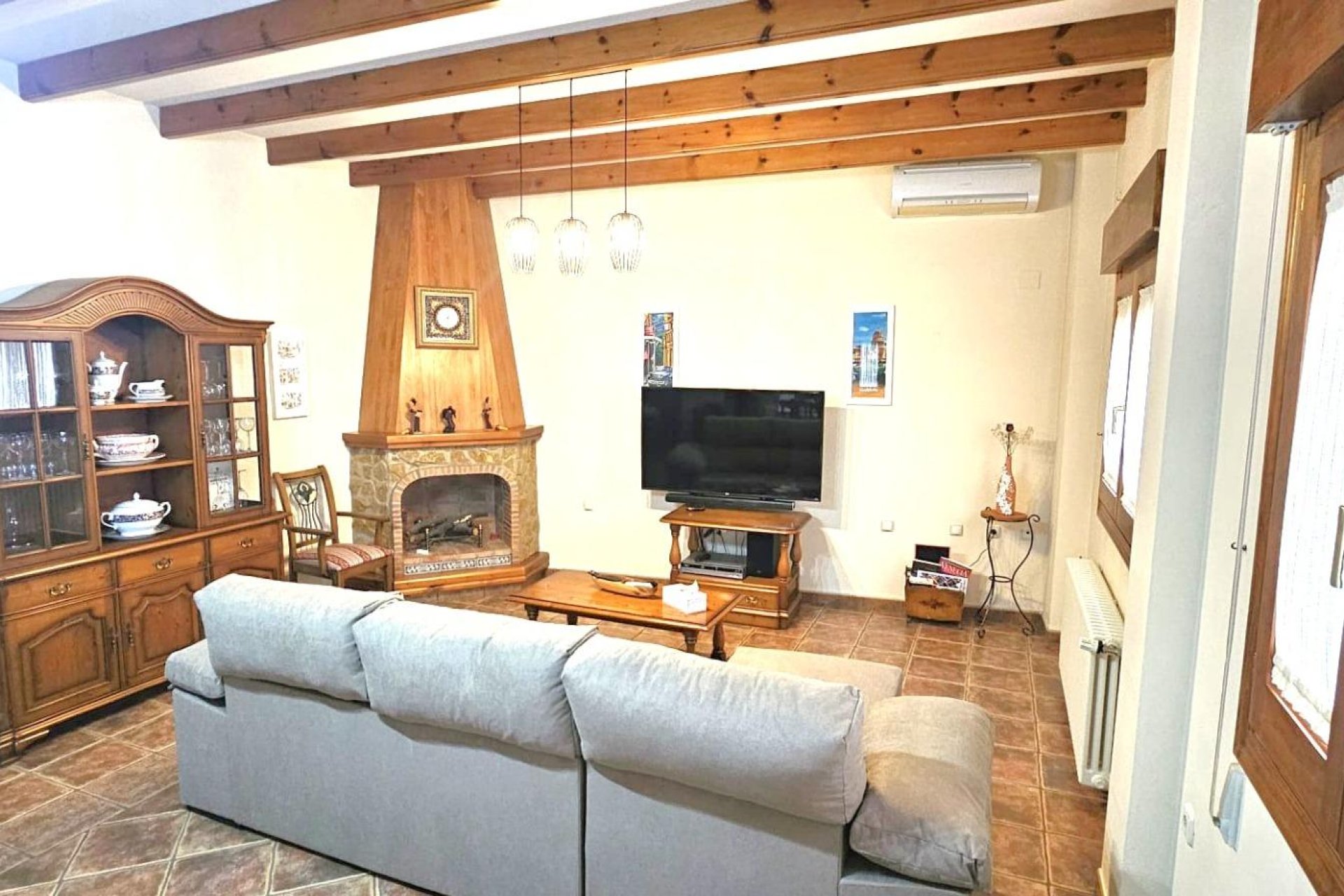 Segunda mano - Villa -
Pinoso - Centro