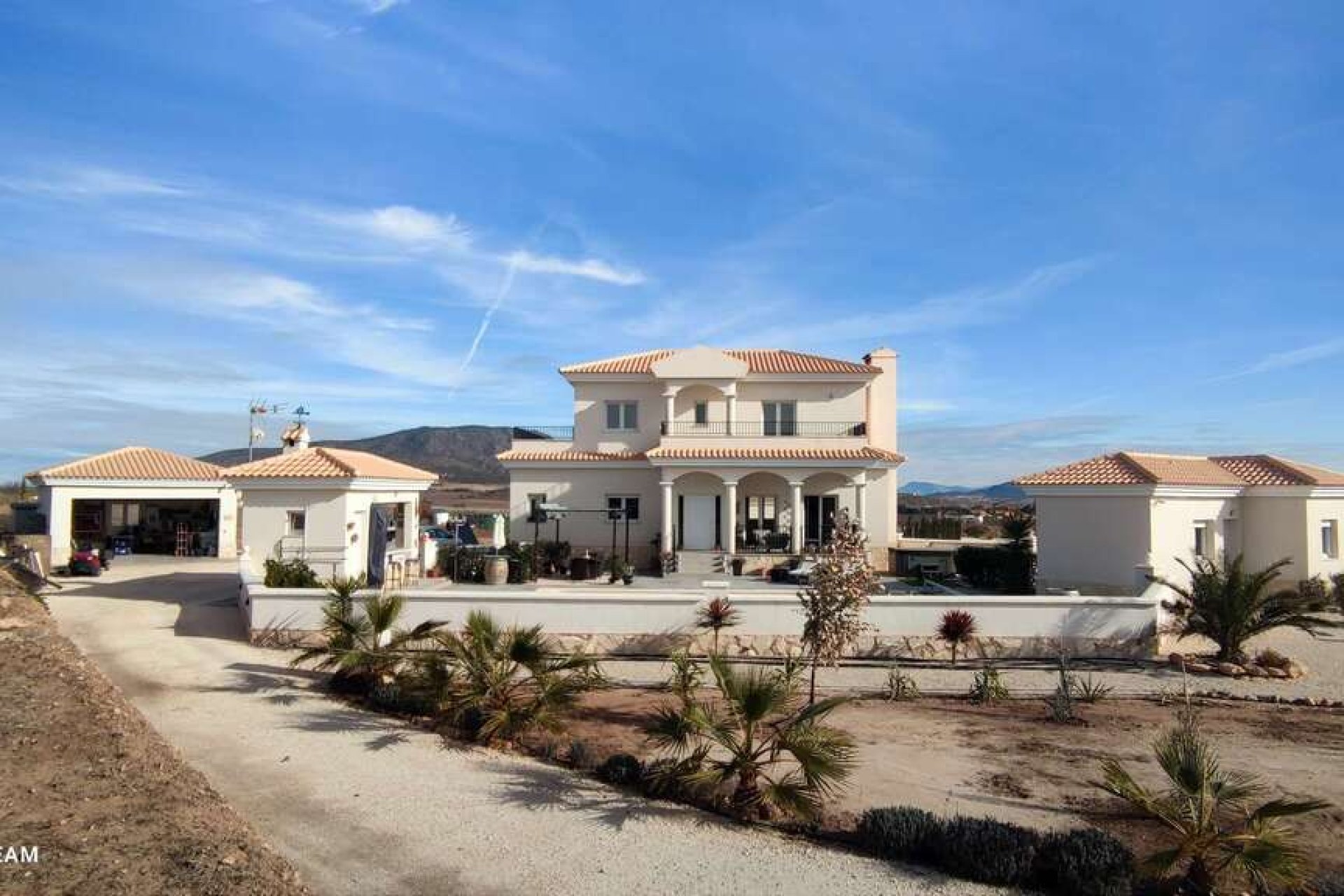 Segunda mano - Villa -
Pinoso - Inland