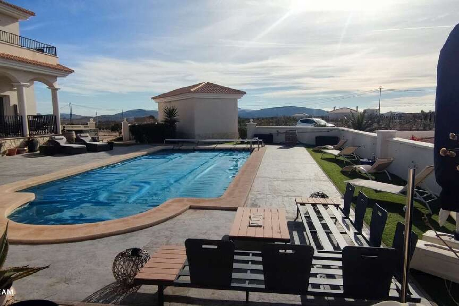 Segunda mano - Villa -
Pinoso - Inland