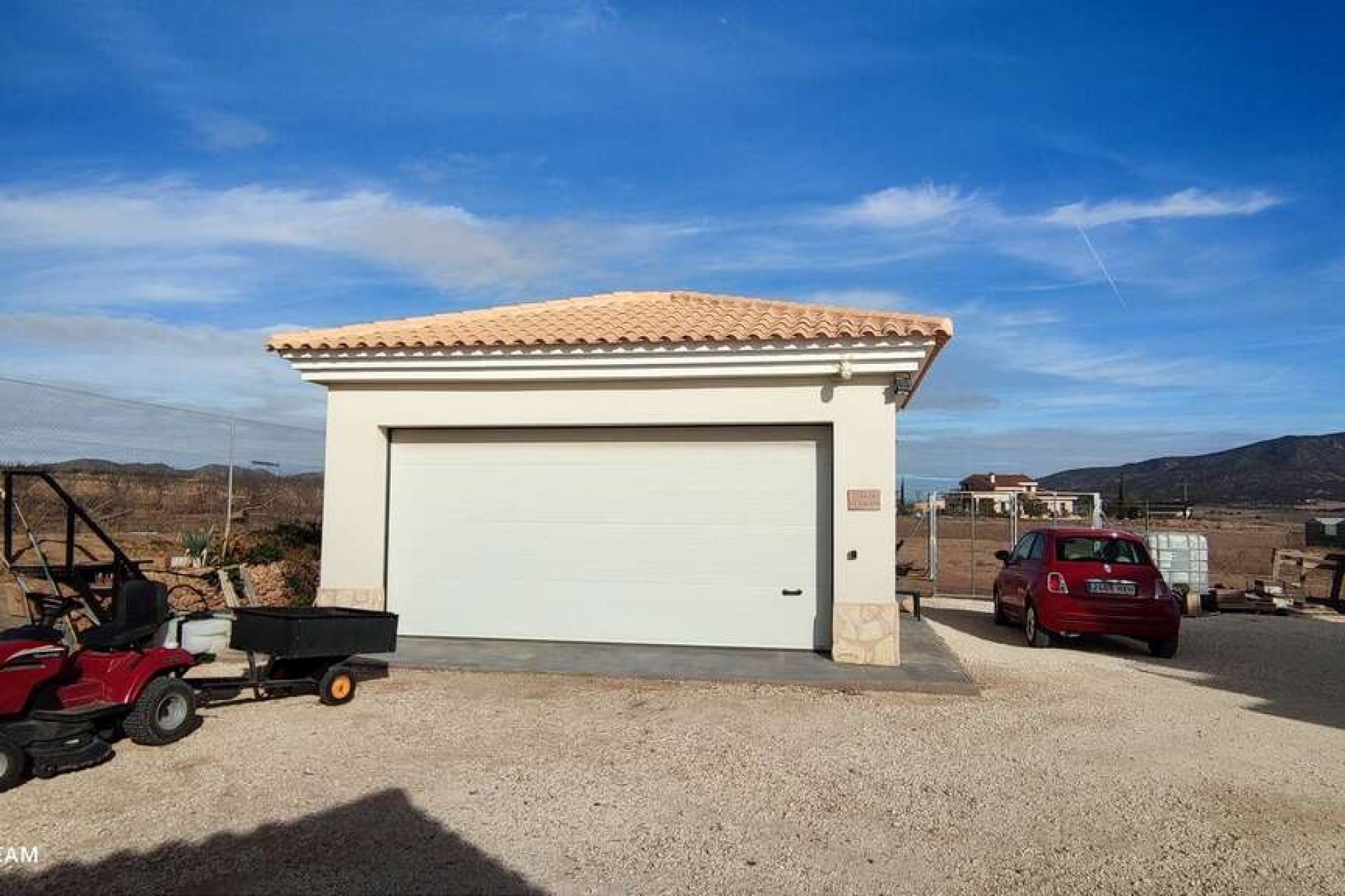 Segunda mano - Villa -
Pinoso - Inland