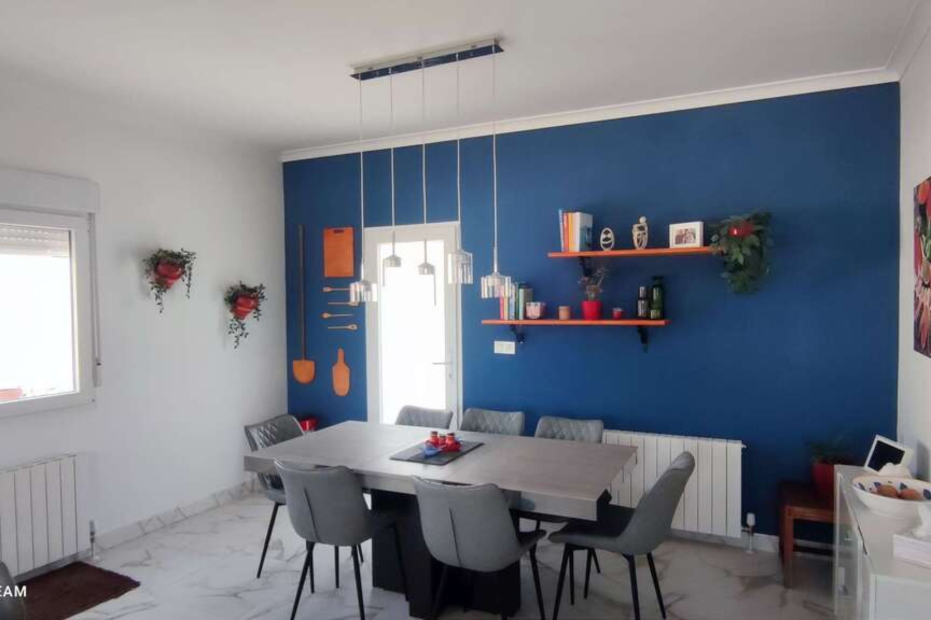 Segunda mano - Villa -
Pinoso - Inland