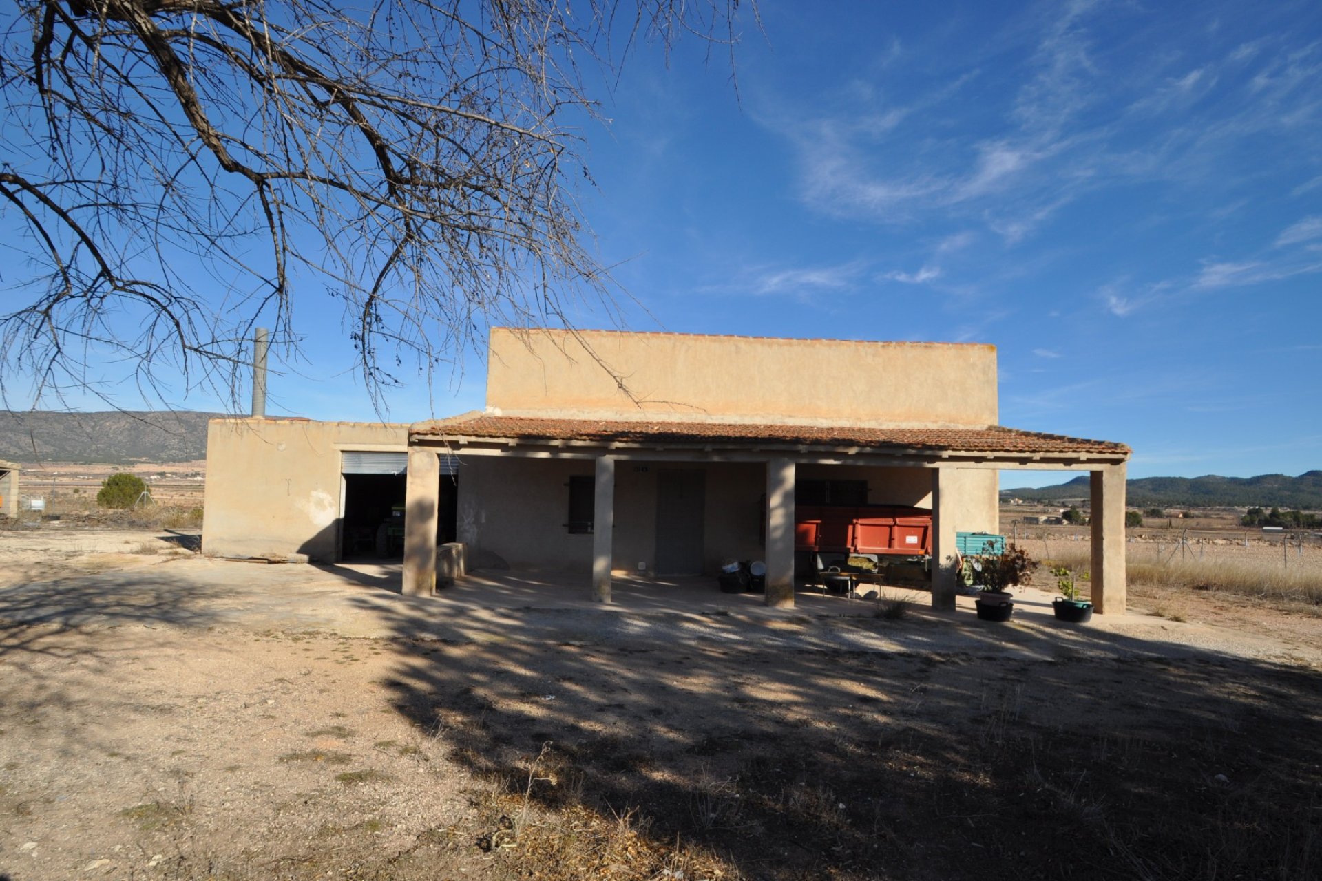 Segunda mano - Villa -
Pinoso - Inland