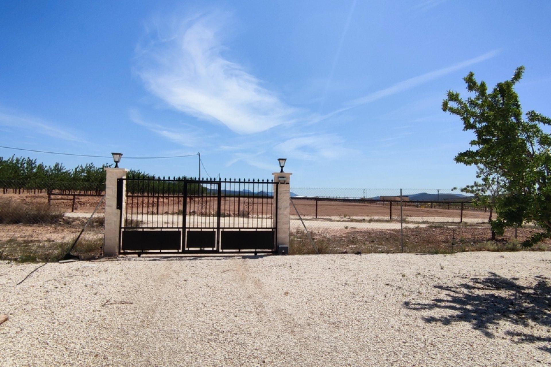 Segunda mano - Villa -
Pinoso - Inland