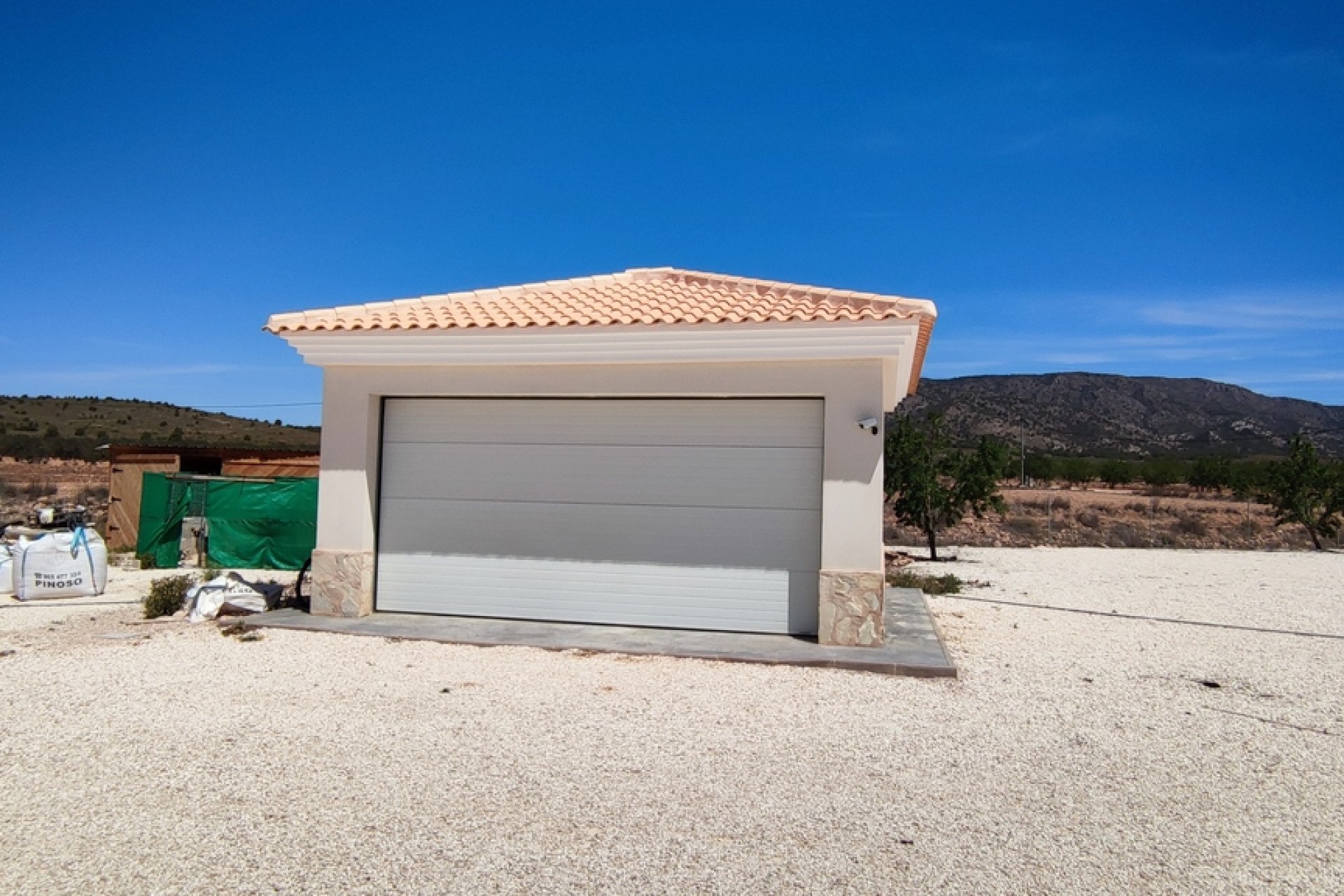 Segunda mano - Villa -
Pinoso - Inland
