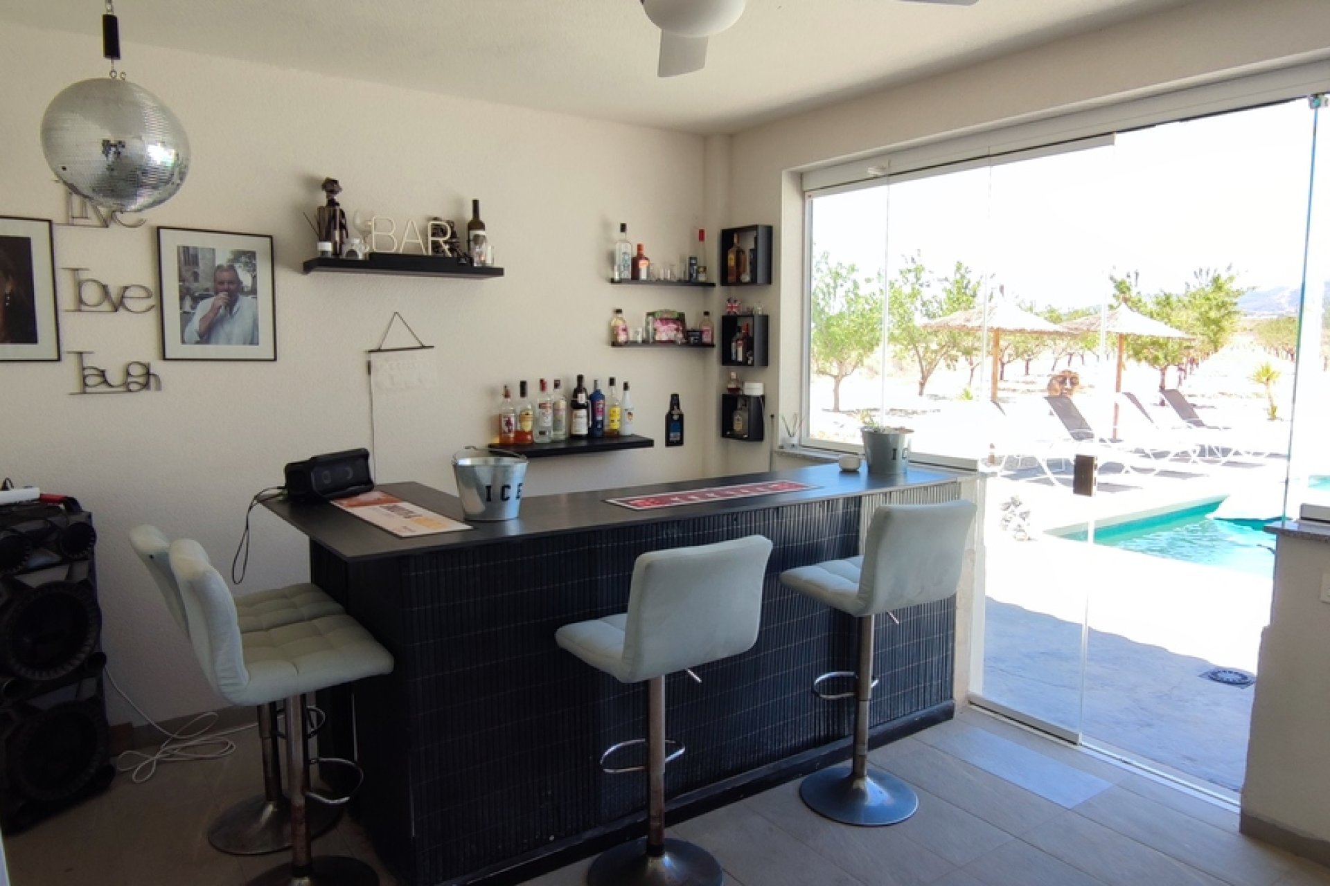 Segunda mano - Villa -
Pinoso - Inland