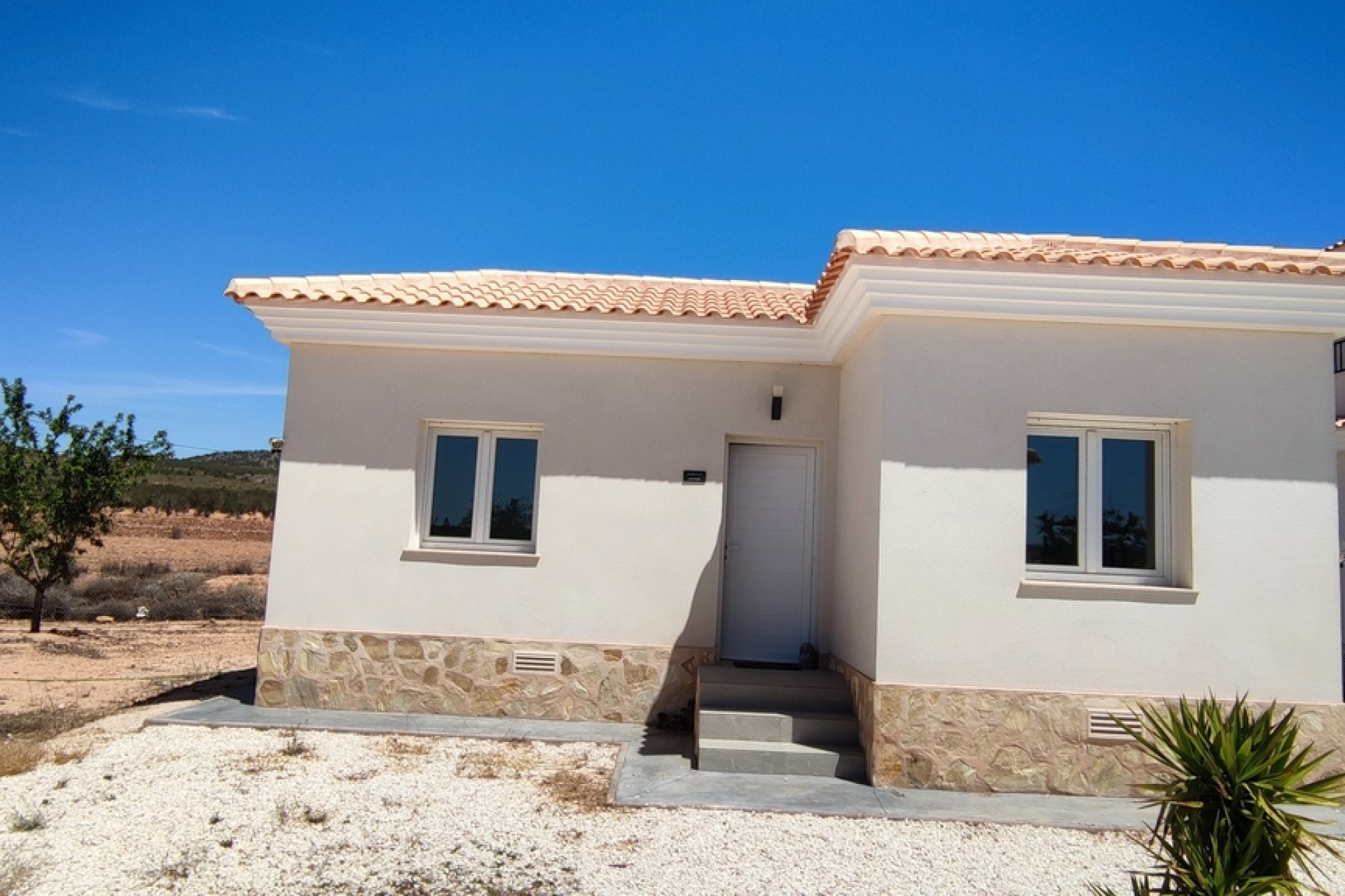 Segunda mano - Villa -
Pinoso - Inland