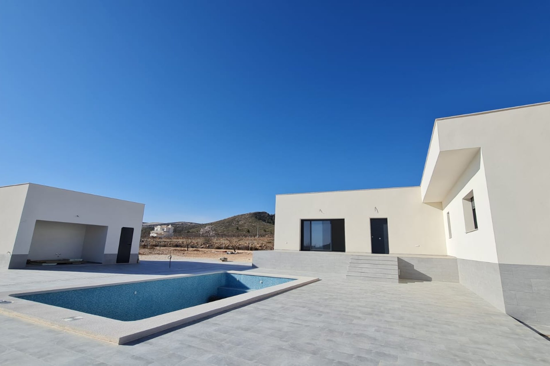 Segunda mano - Villa -
Pinoso - Inland