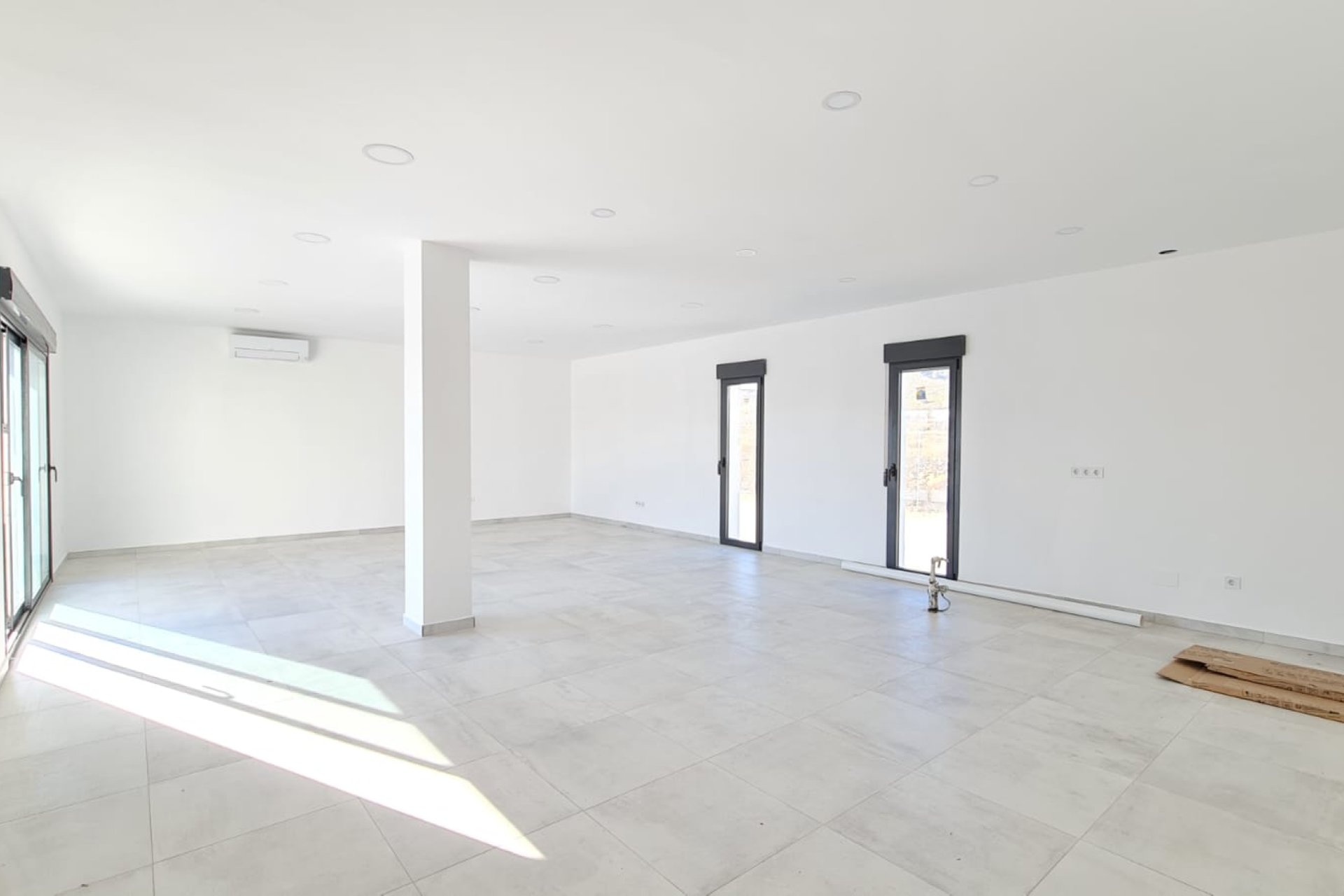 Segunda mano - Villa -
Pinoso - Inland