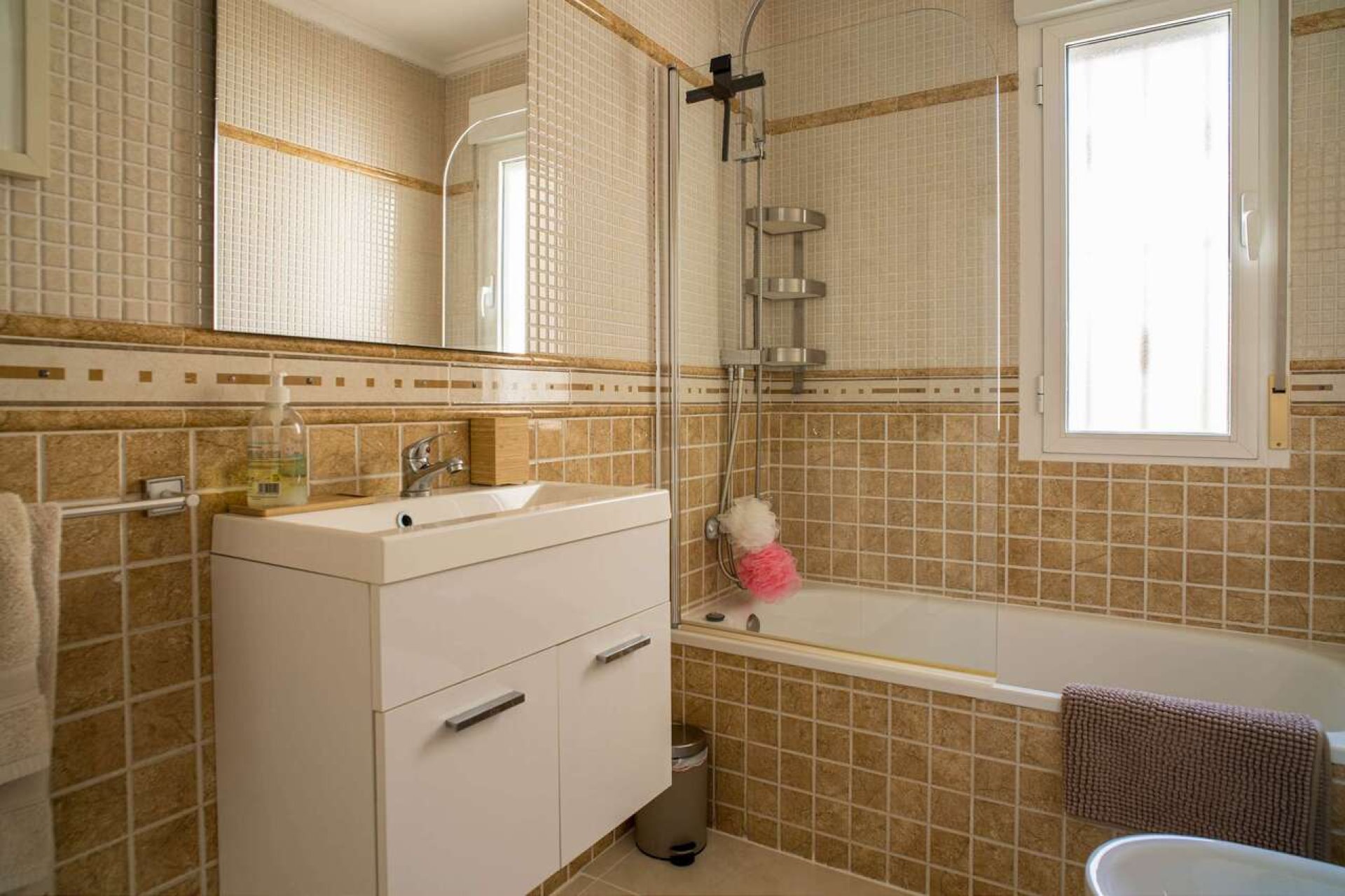 Segunda mano - Villa -
Pinoso - Inland