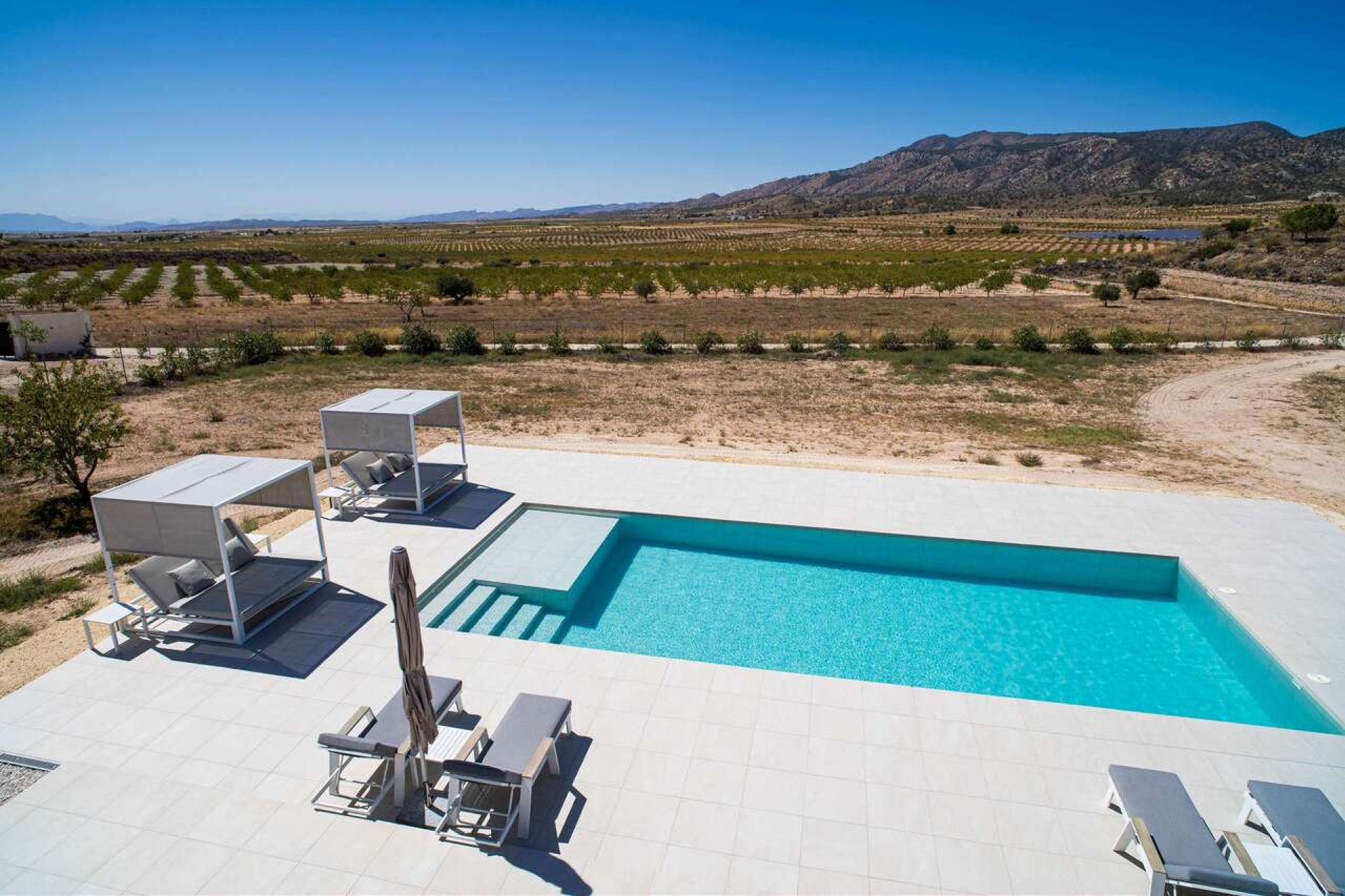 Segunda mano - Villa -
Pinoso - Inland