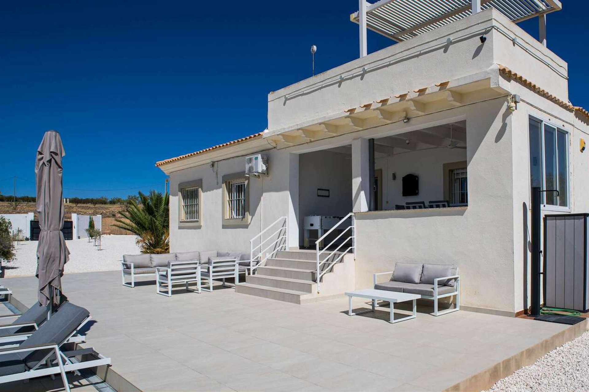 Segunda mano - Villa -
Pinoso - Inland