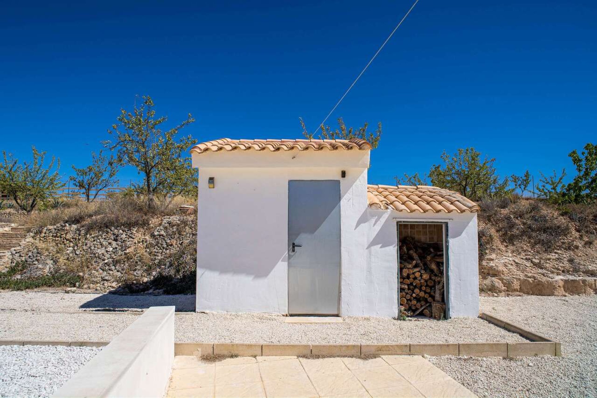 Segunda mano - Villa -
Pinoso - Inland