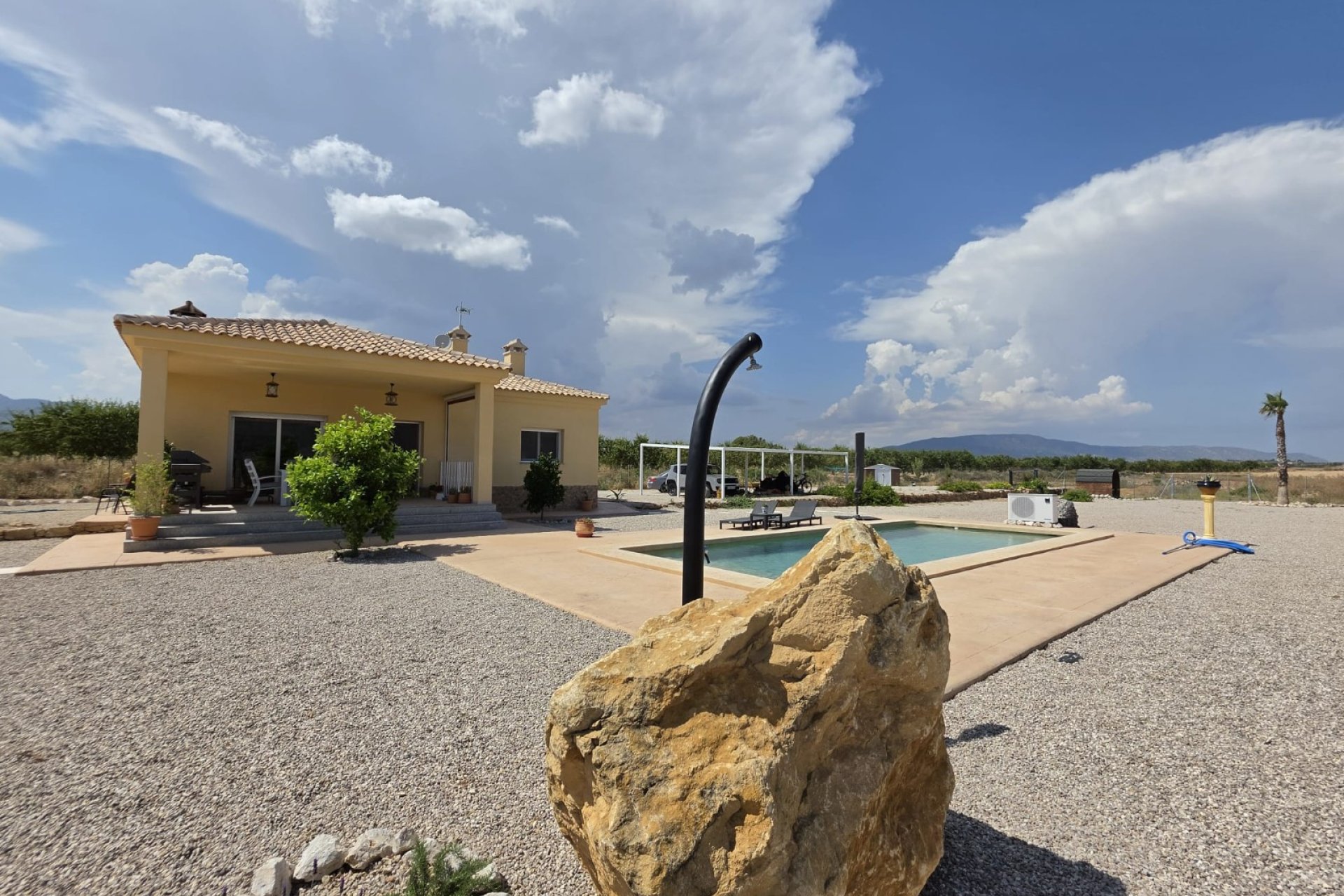 Segunda mano - Villa -
Pinoso - Inland