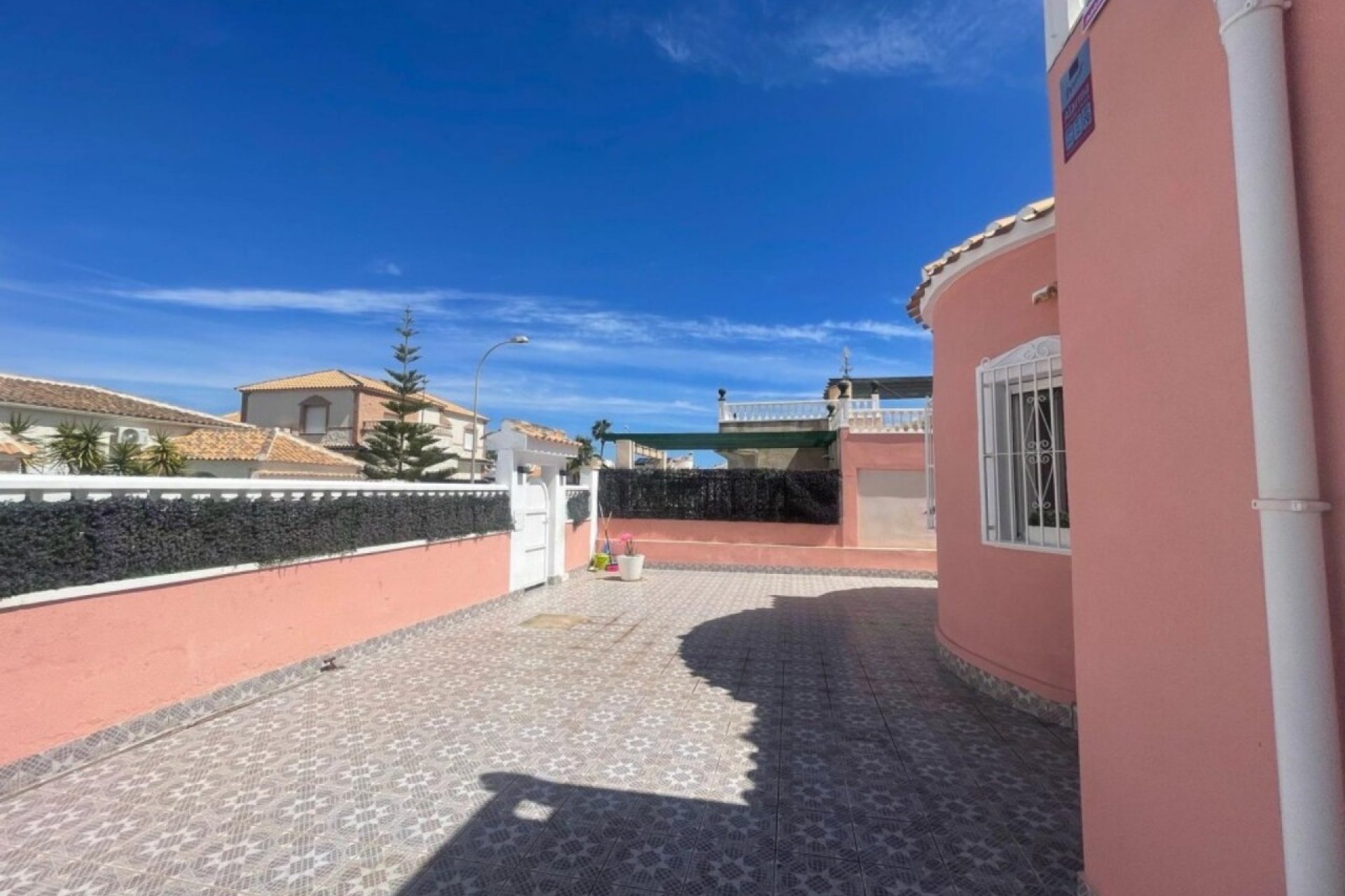 Segunda mano - Villa -
Playa Flamenca - Costa Blanca