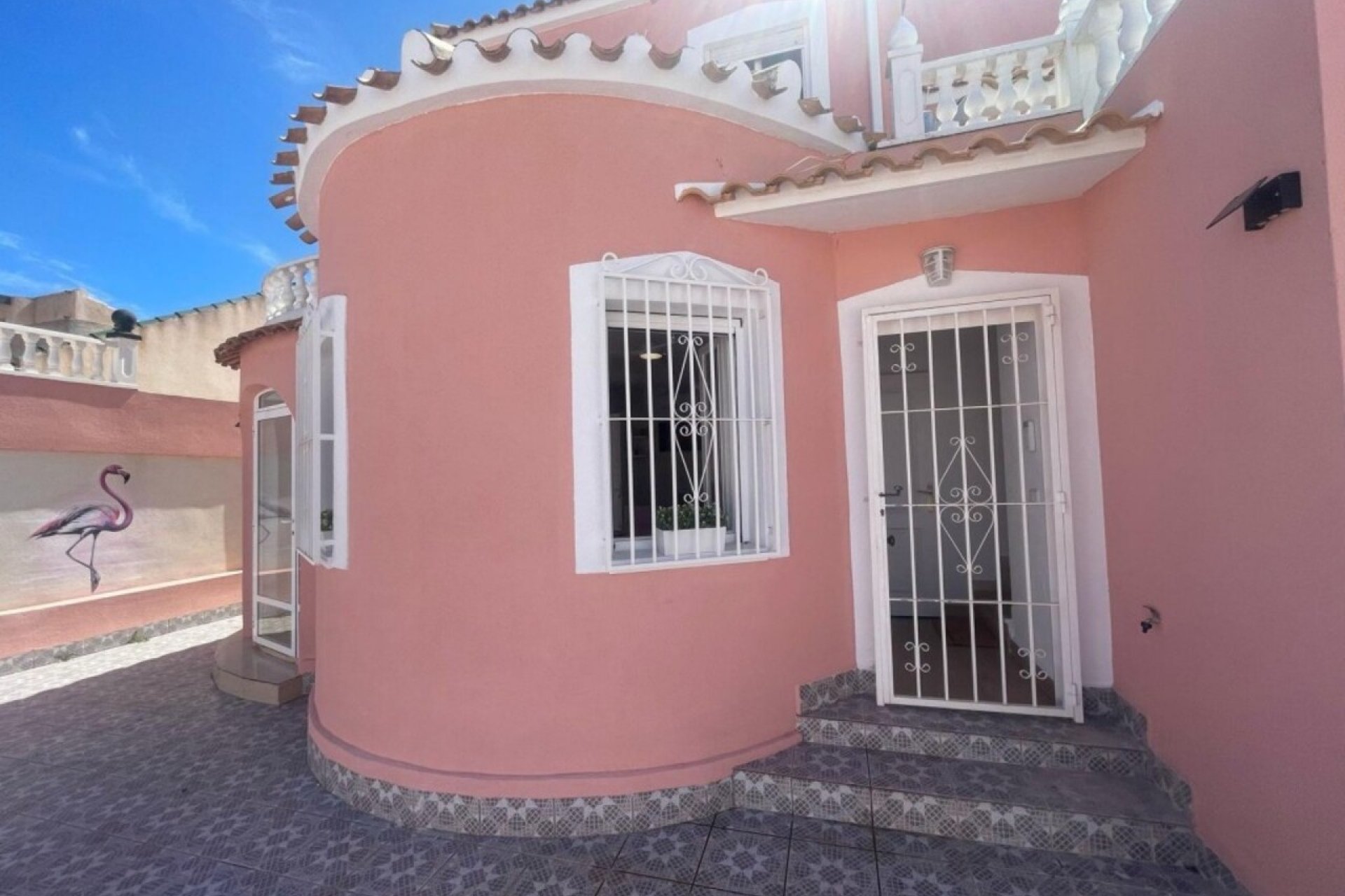 Segunda mano - Villa -
Playa Flamenca - Costa Blanca