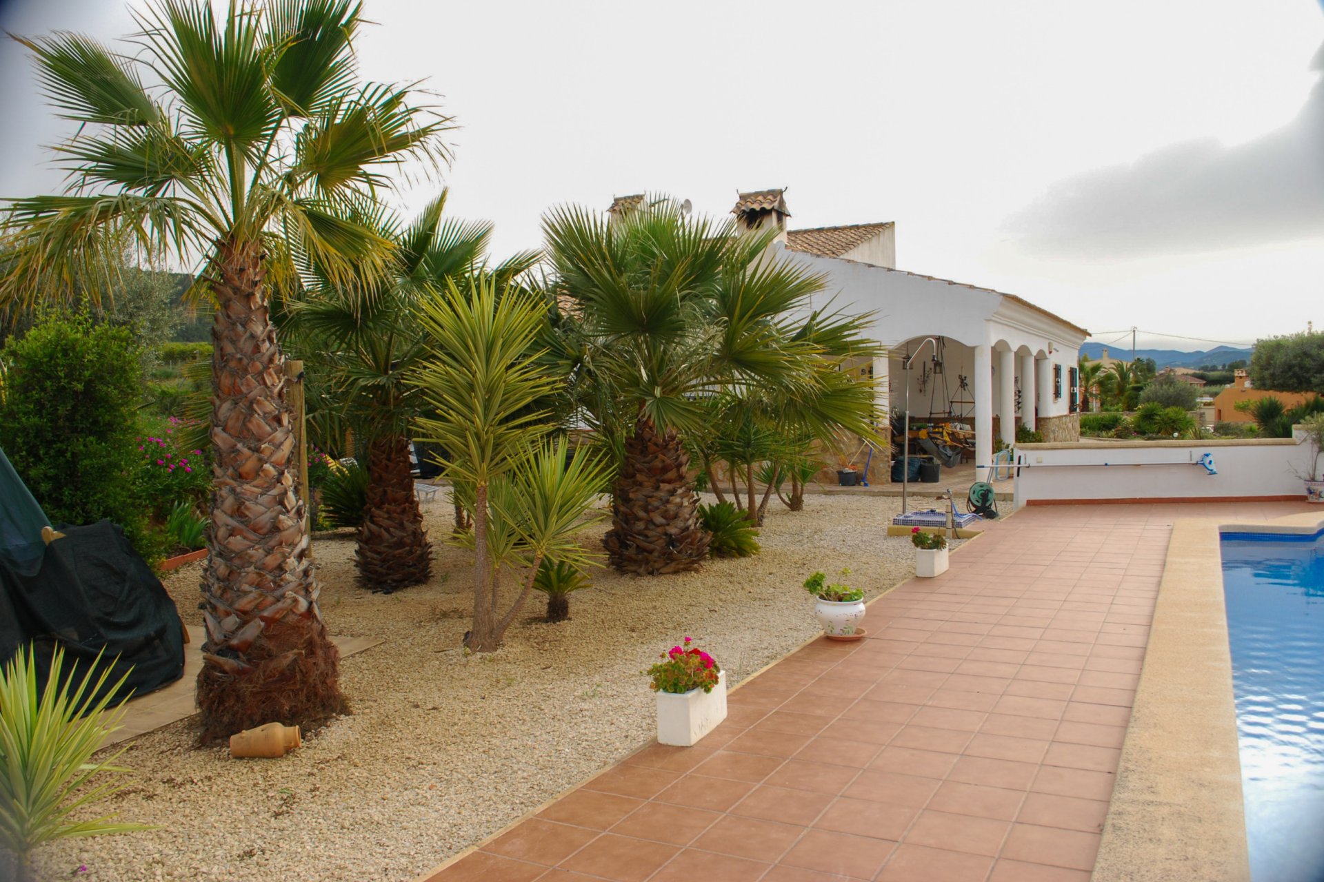 Segunda mano - Villa -
Pliego - Inland