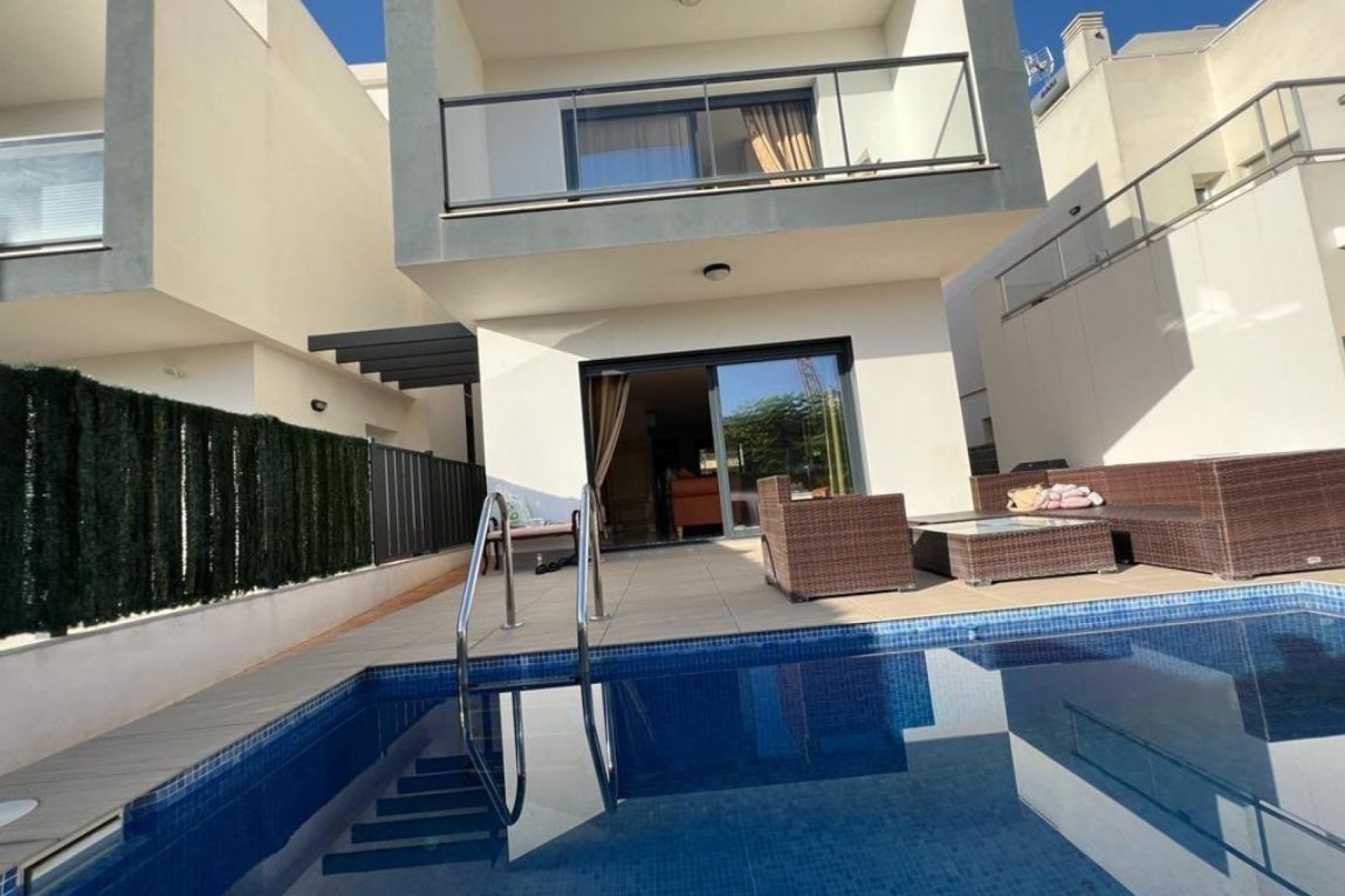 Segunda mano - Villa -
Polop - Costa Blanca