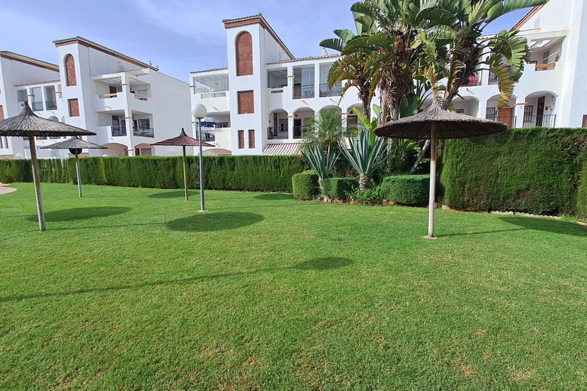 Segunda mano - Villa -
Punta Prima - Costa Blanca