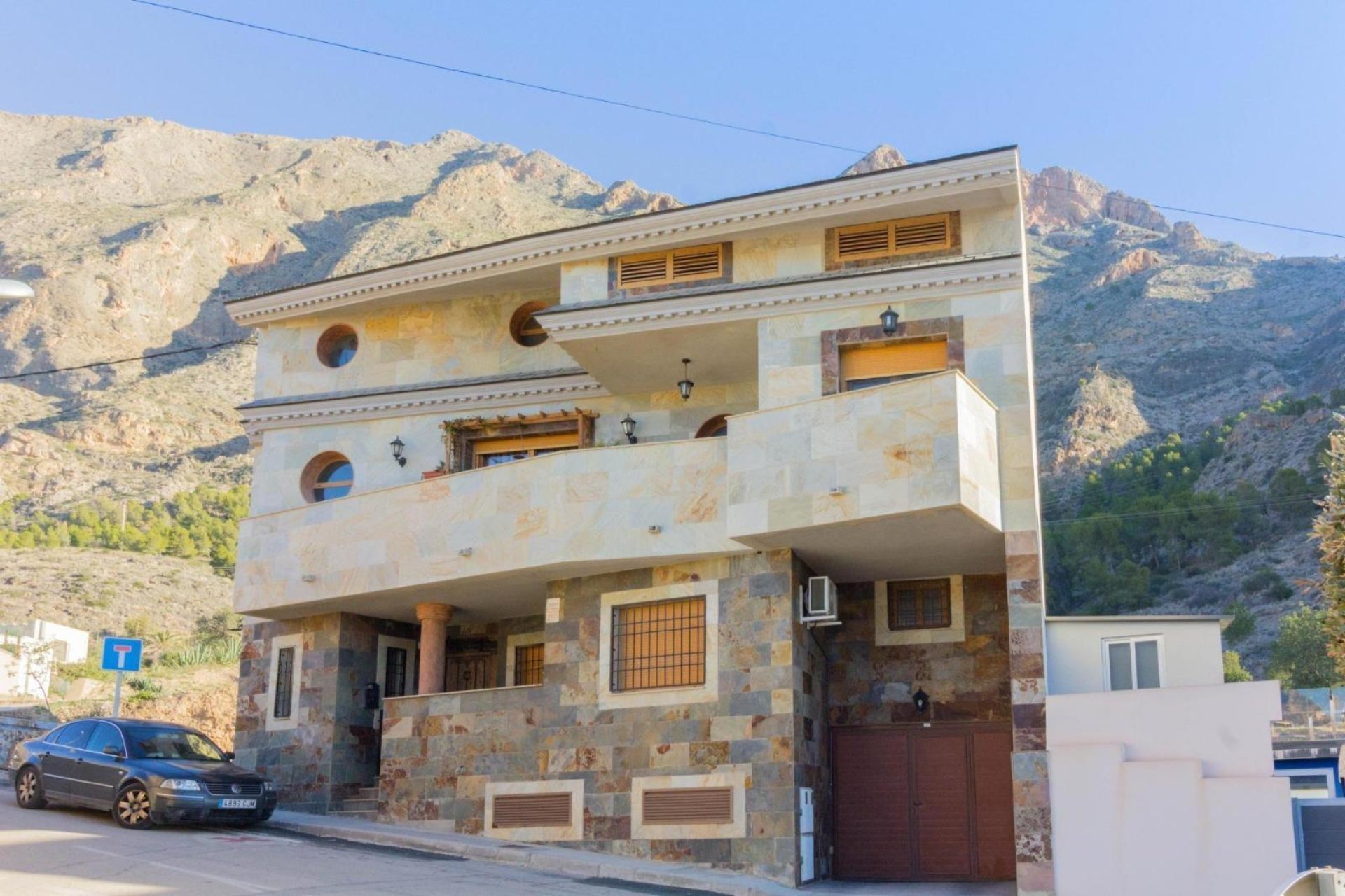 Segunda mano - Villa -
Redován - Comunidad Valenciana