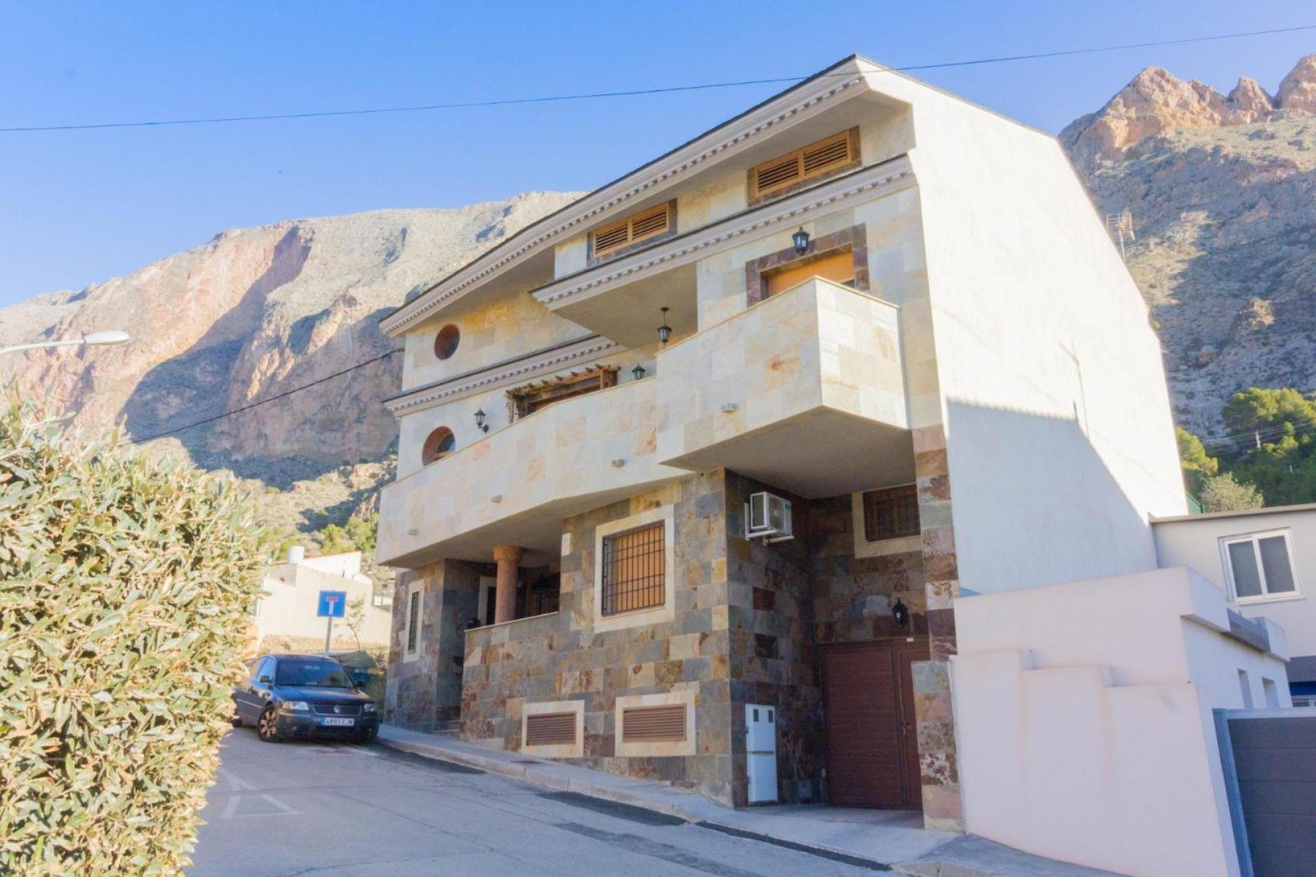 Segunda mano - Villa -
Redován - Comunidad Valenciana