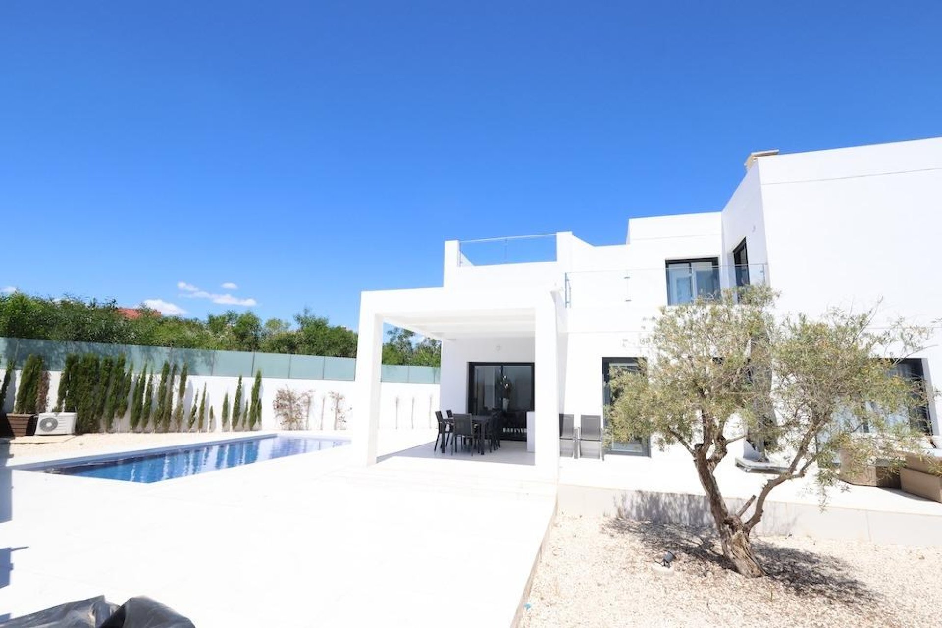 Segunda mano - Villa -
Rojales - Inland