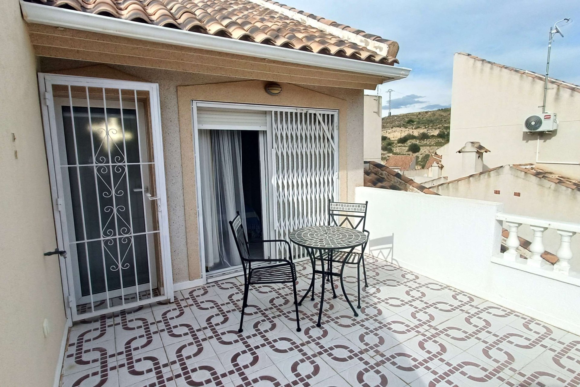 Segunda mano - Villa -
Rojales - Inland