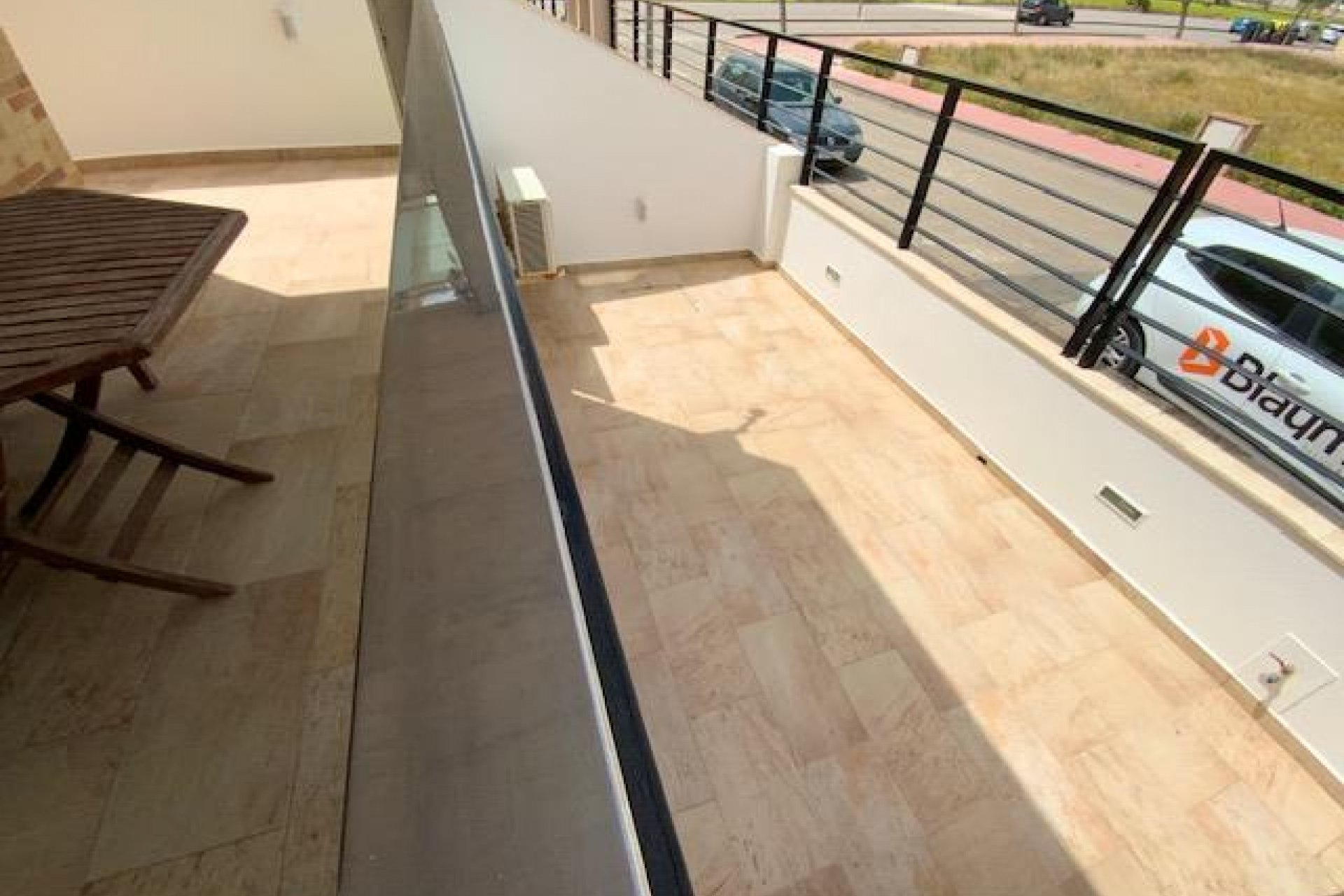 Segunda mano - Villa -
Roldan - Inland