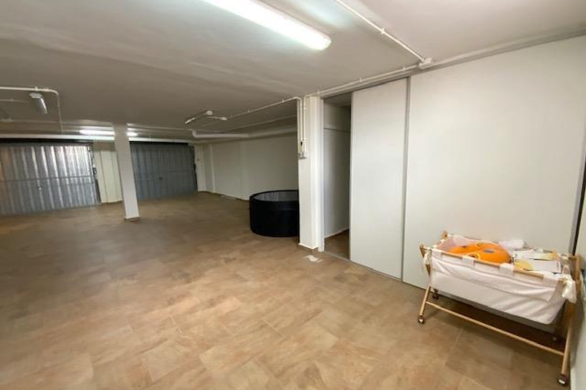 Segunda mano - Villa -
Roldan - Inland