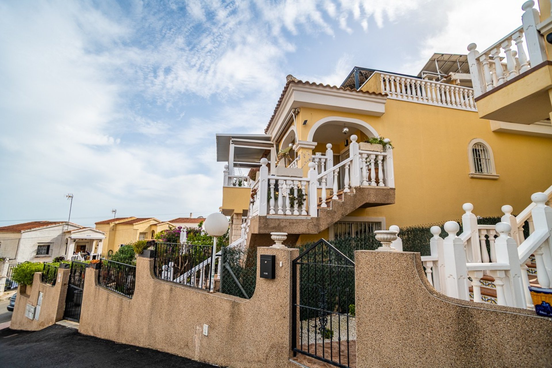 Segunda mano - Villa -
San Fulgencio - Costa Blanca