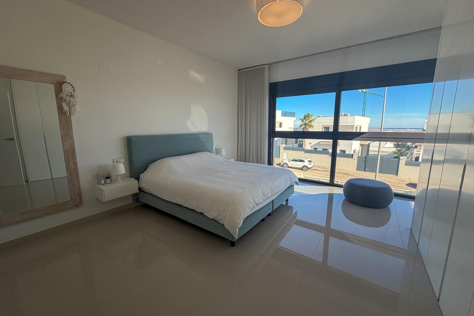 Segunda mano - Villa -
San Miguel de Salinas - Bellavista