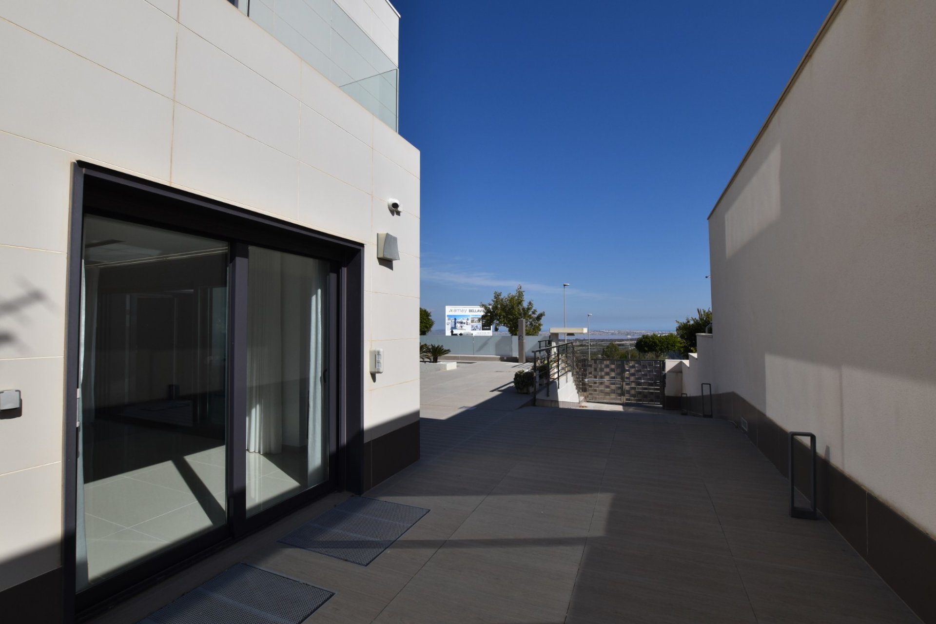 Segunda mano - Villa -
San Miguel de Salinas - Inland