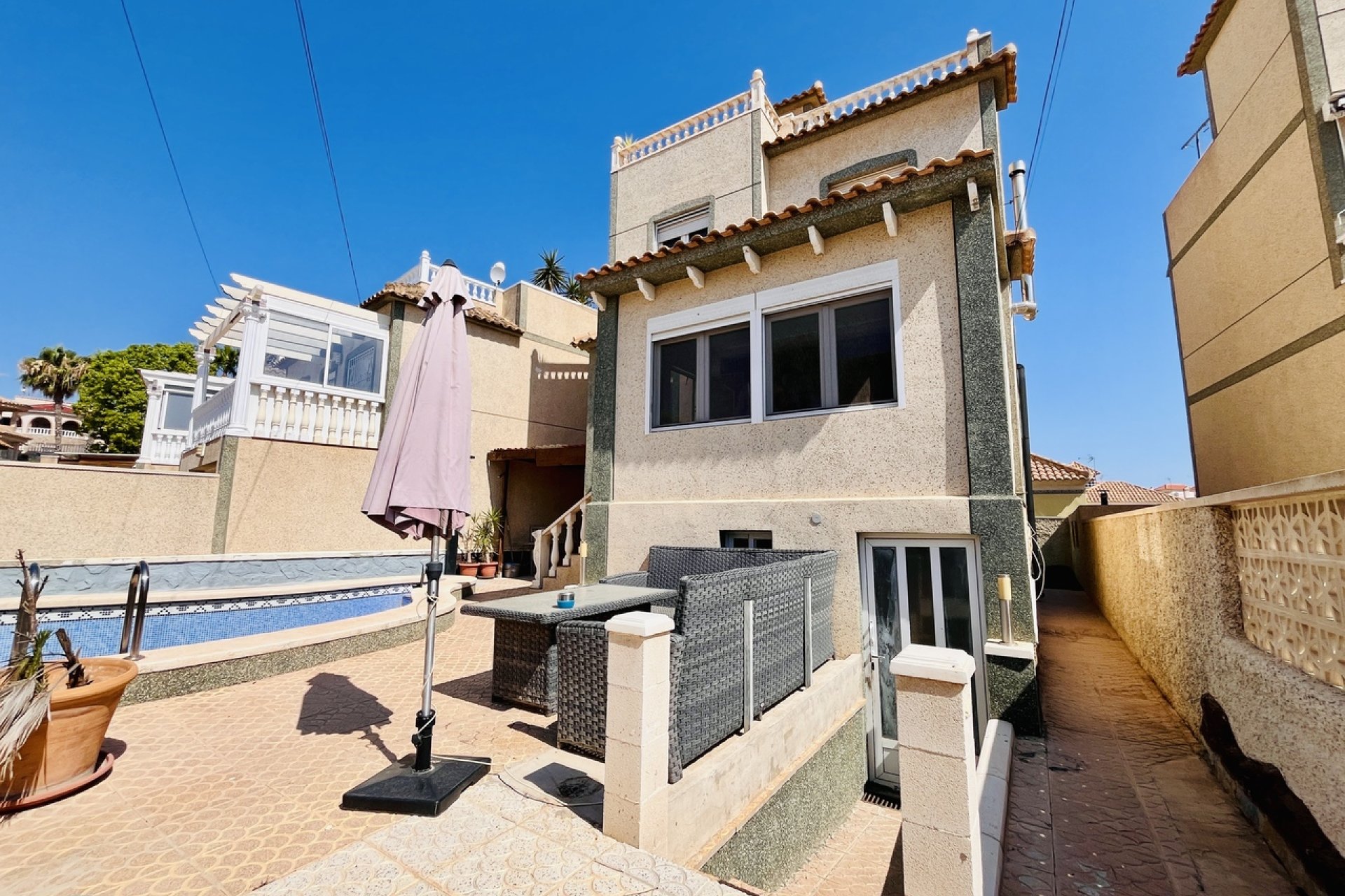 Segunda mano - Villa -
San Miguel de Salinas - Inland
