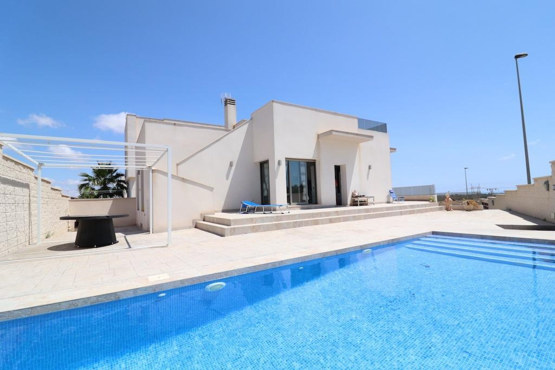 Segunda mano - Villa -
San Miguel de Salinas - Inland