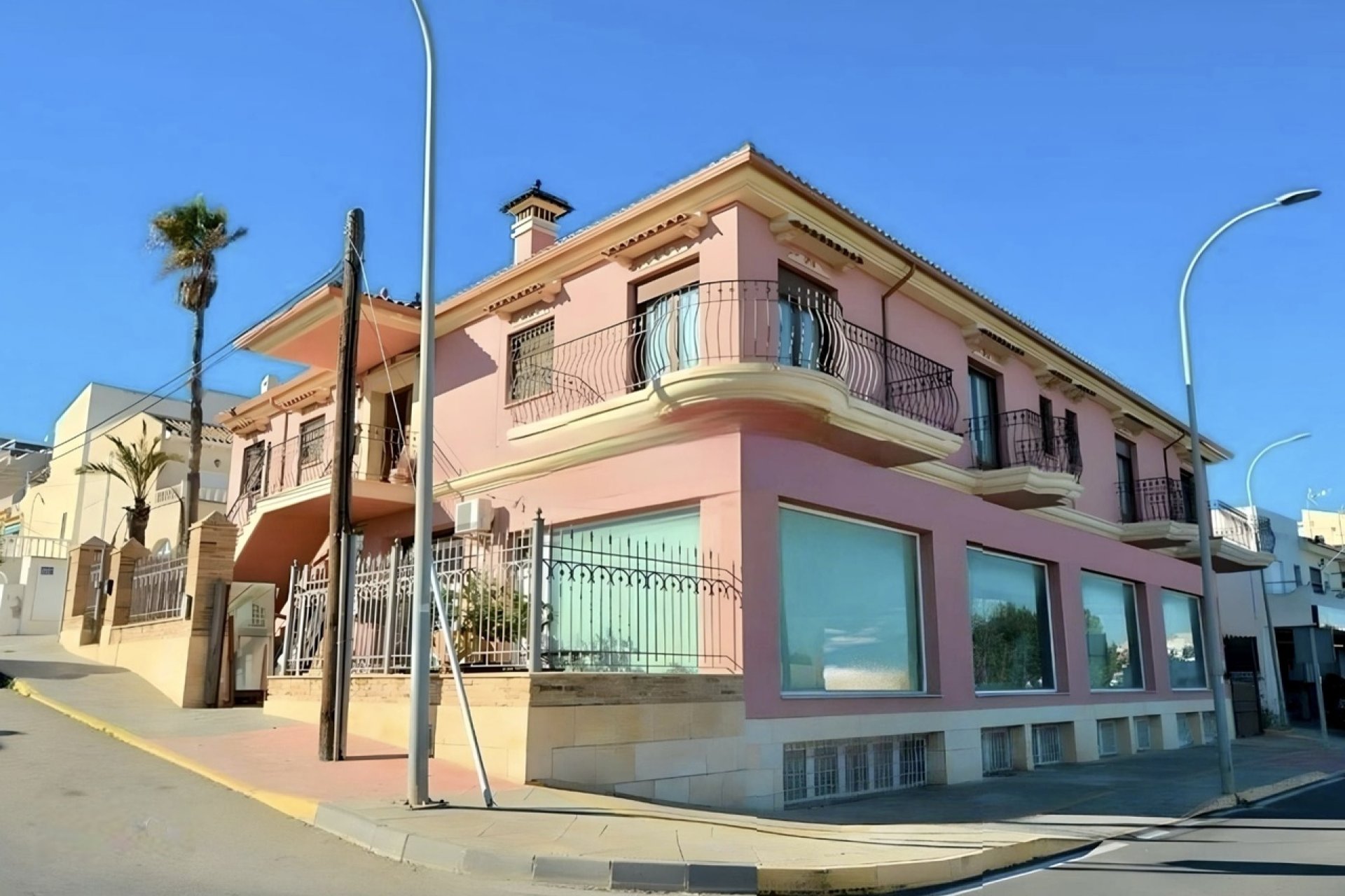 Segunda mano - Villa -
San Miguel de Salinas - Inland