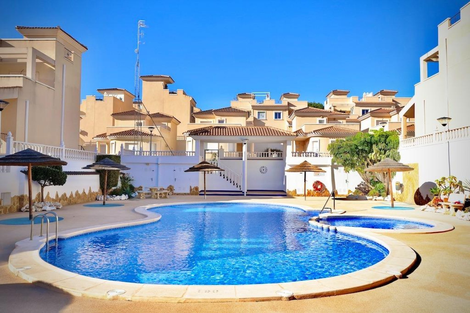 Segunda mano - Villa -
San Miguel de Salinas - Inland