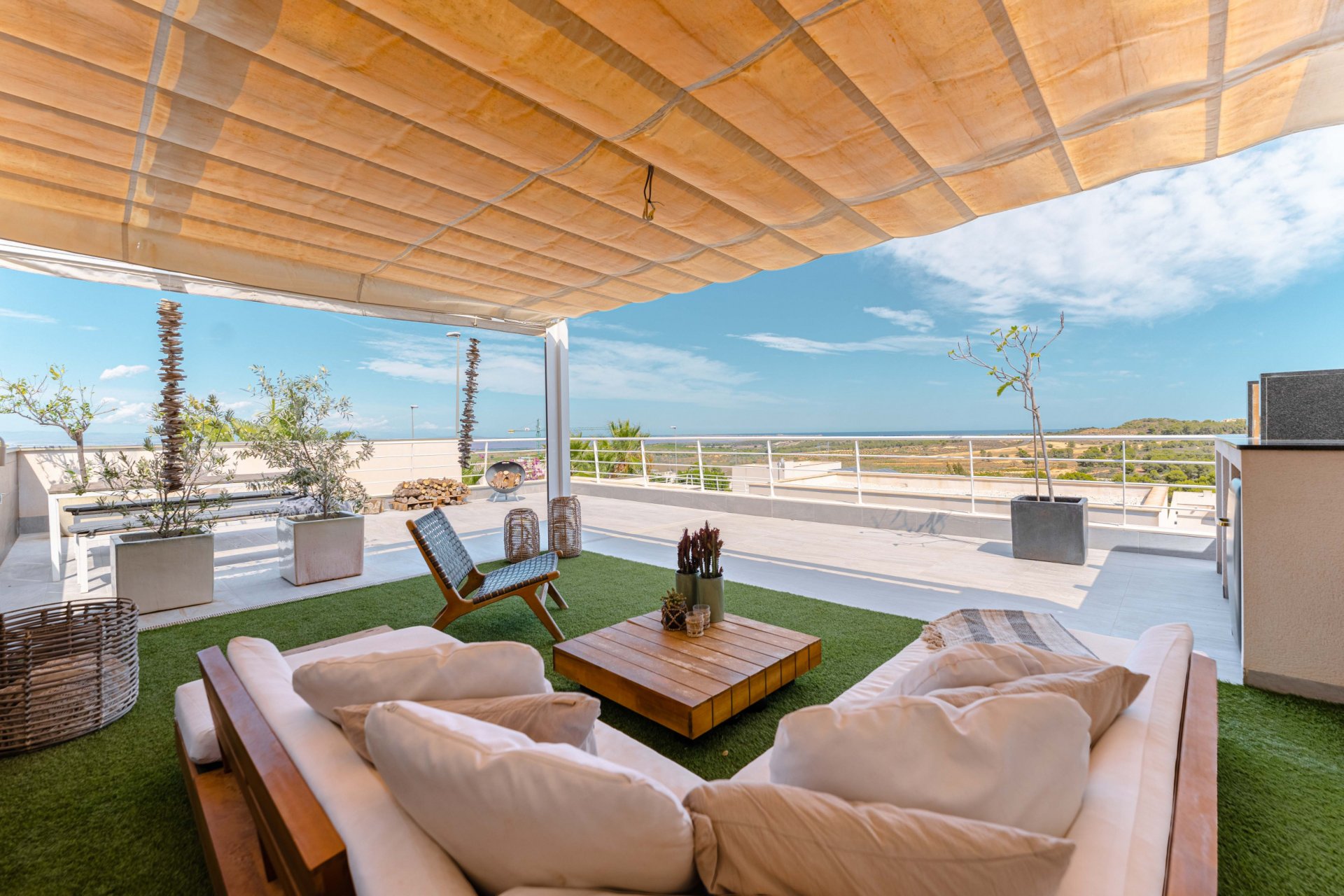 Segunda mano - Villa -
San Miguel de Salinas - Inland