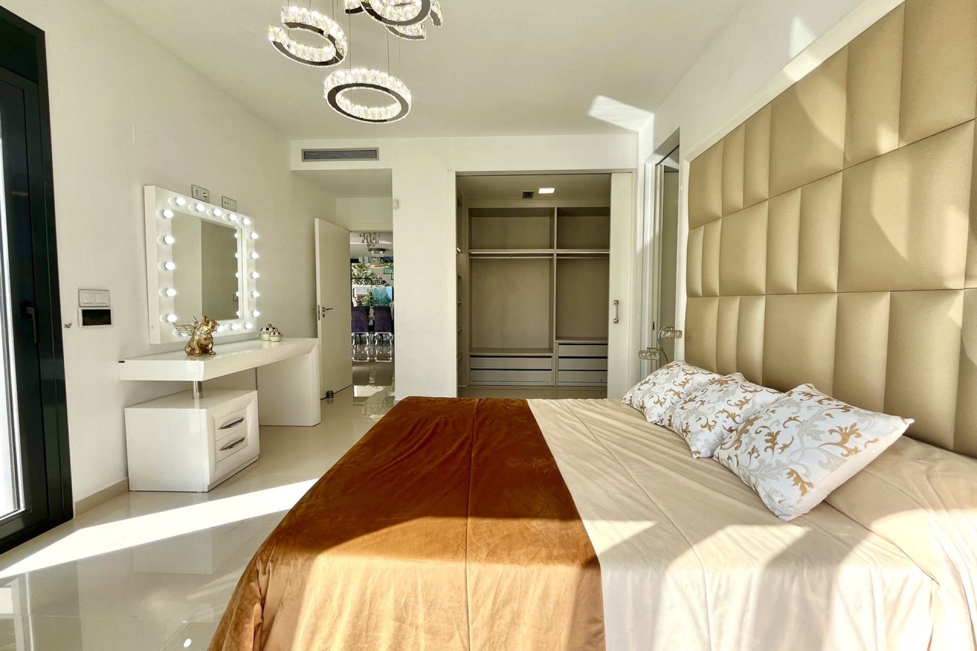 Segunda mano - Villa -
San Miguel de Salinas - Inland