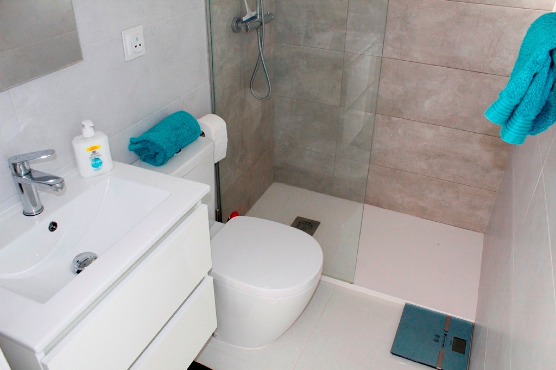 Segunda mano - Villa -
San Miguel de Salinas - Inland