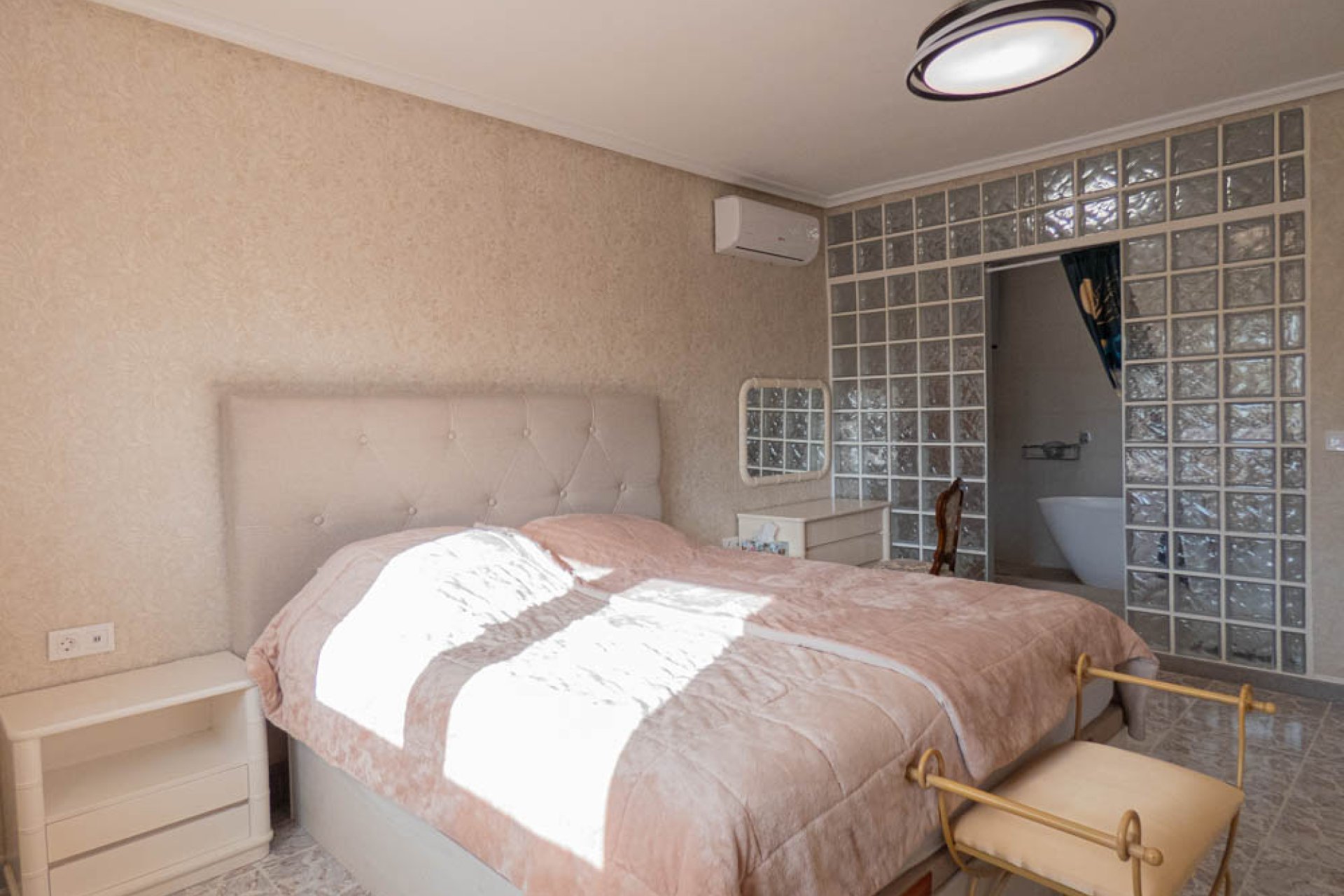 Segunda mano - Villa -
San Miguel de Salinas - Inland